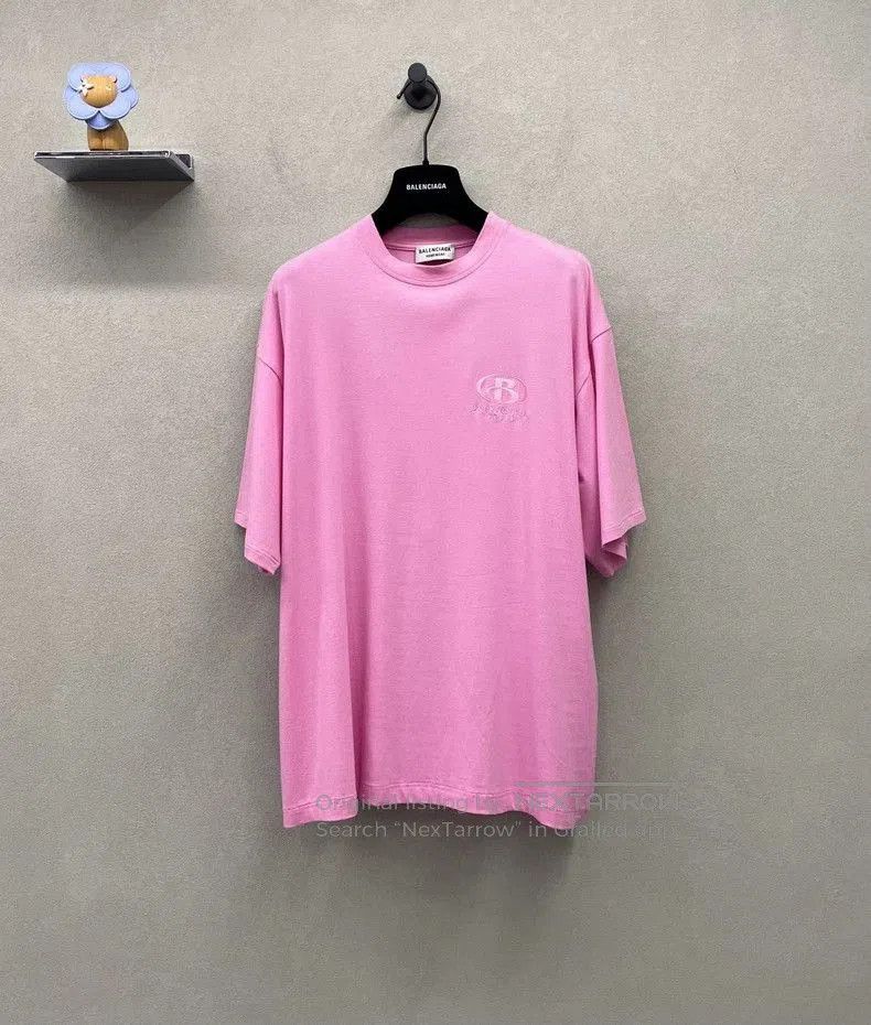 Balenciaga Balenciaga Pink Embroidered Short Sleeve. Size US L / EU 52-54 / 3 - 1 Thumbnail