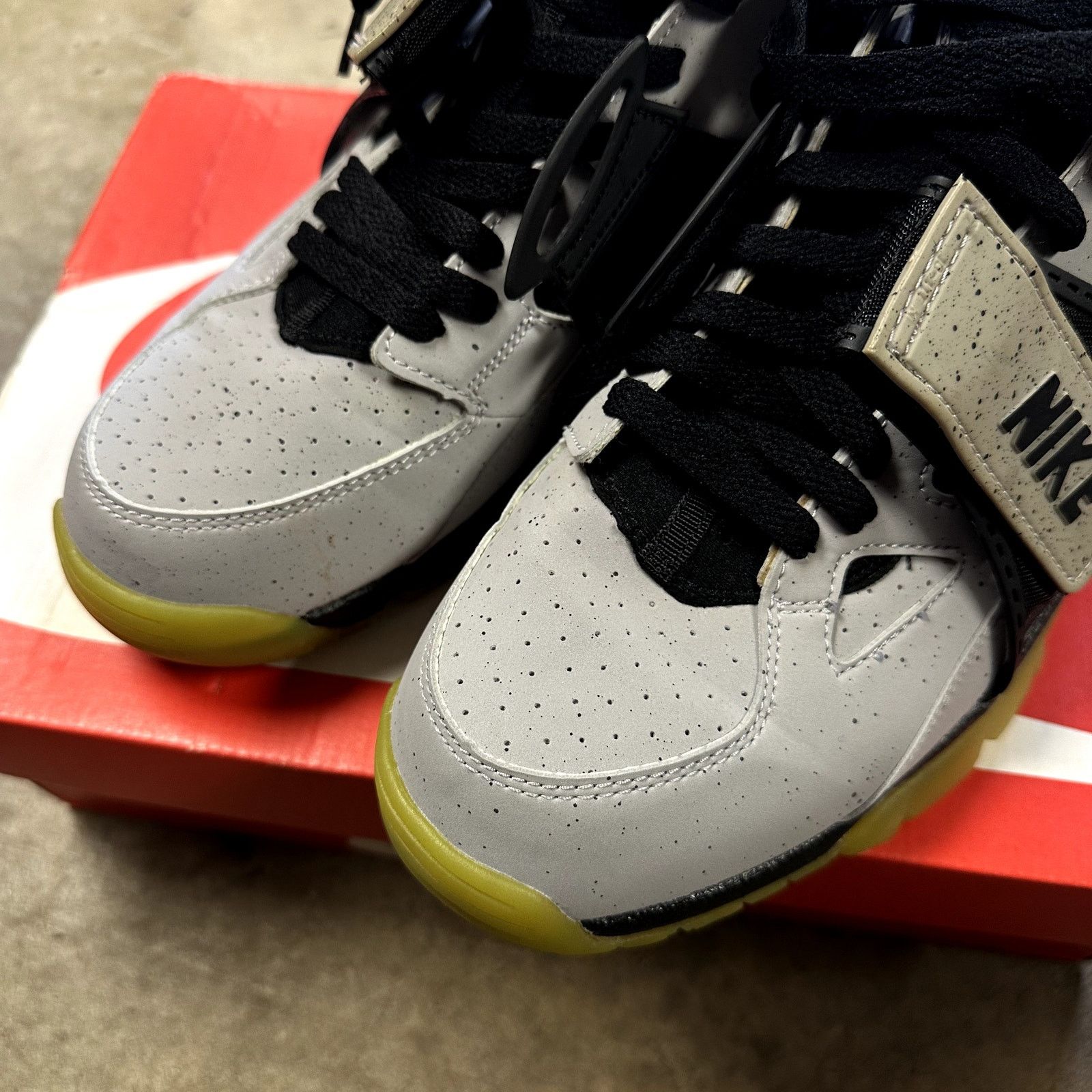 Nike Nike Air Huarache PRM QS 'NYC' Size US 10 / EU 43 - 4 Thumbnail