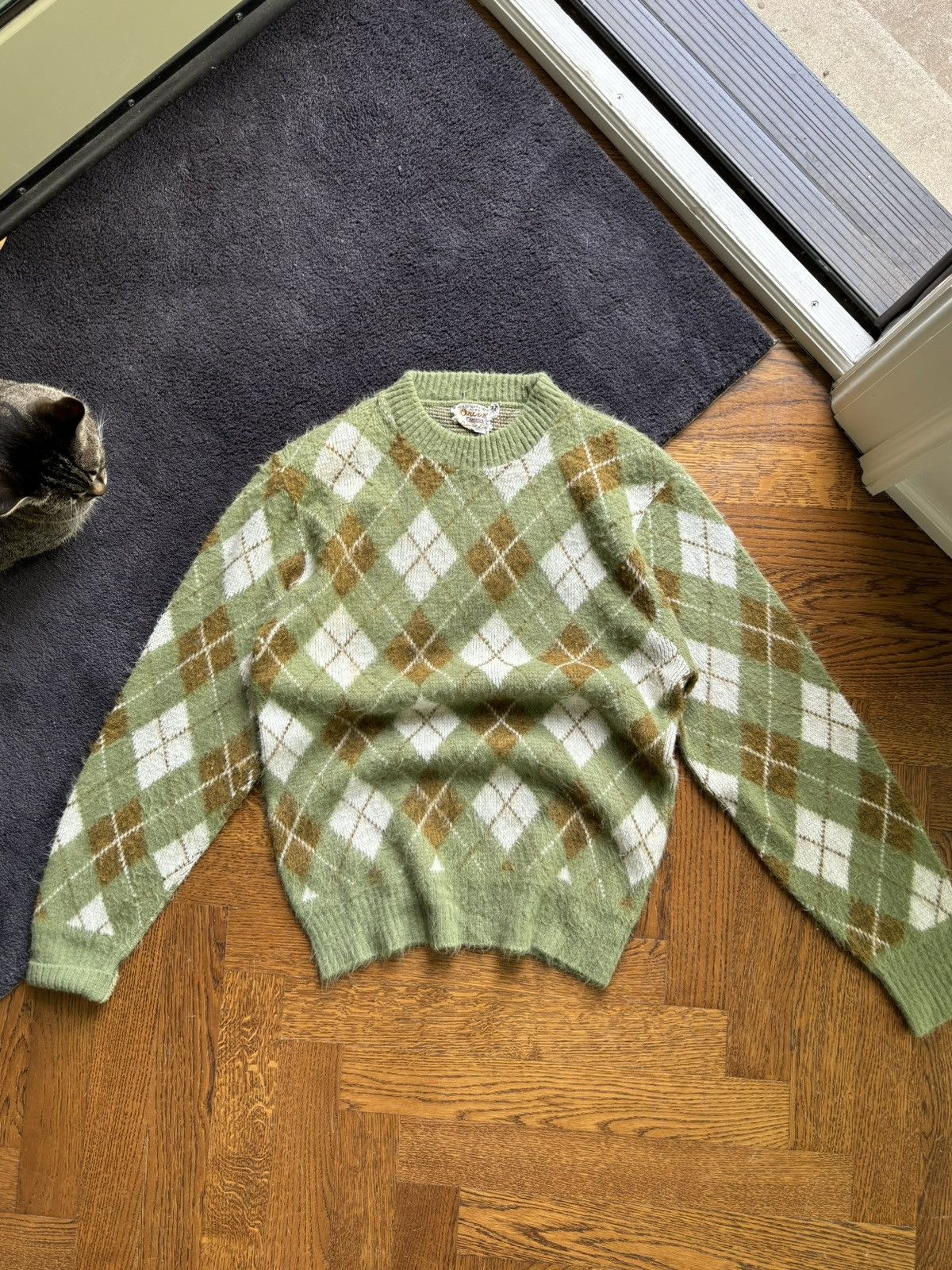 Japanese Brand × Vintage 1960s Argyle Sweater True Vintage Mohair Shag ACNE Crewneck Size US M / EU 48-50 / 2 - 2 Thumbnail