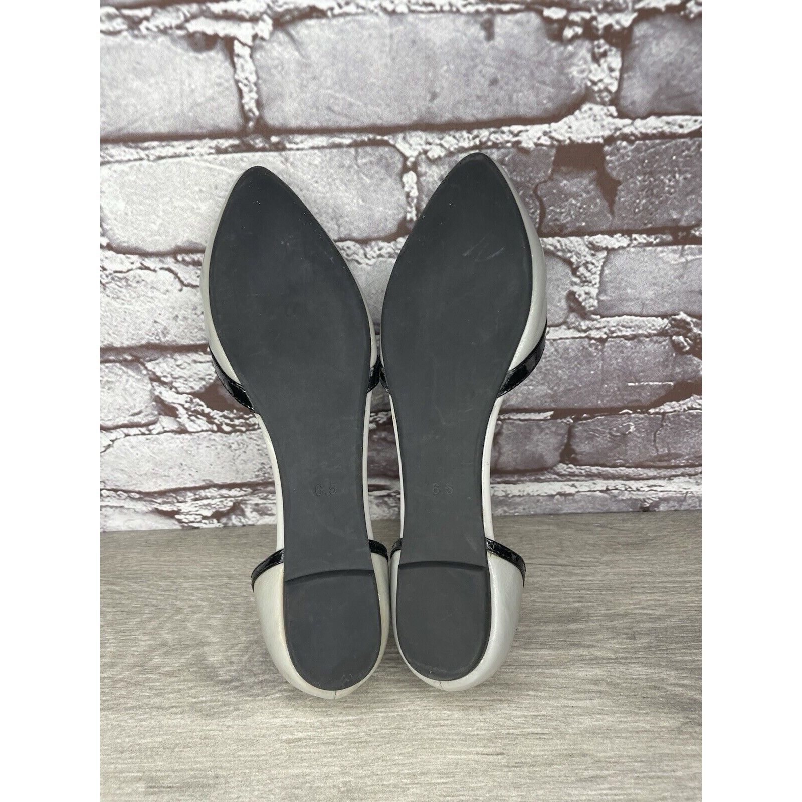 Jeffrey Campbell VTG Jeffrey Campbell Gray Patent Leather D’ Orsay Pointed Fl Size US 6.5 / IT 36.5 - 8 Thumbnail