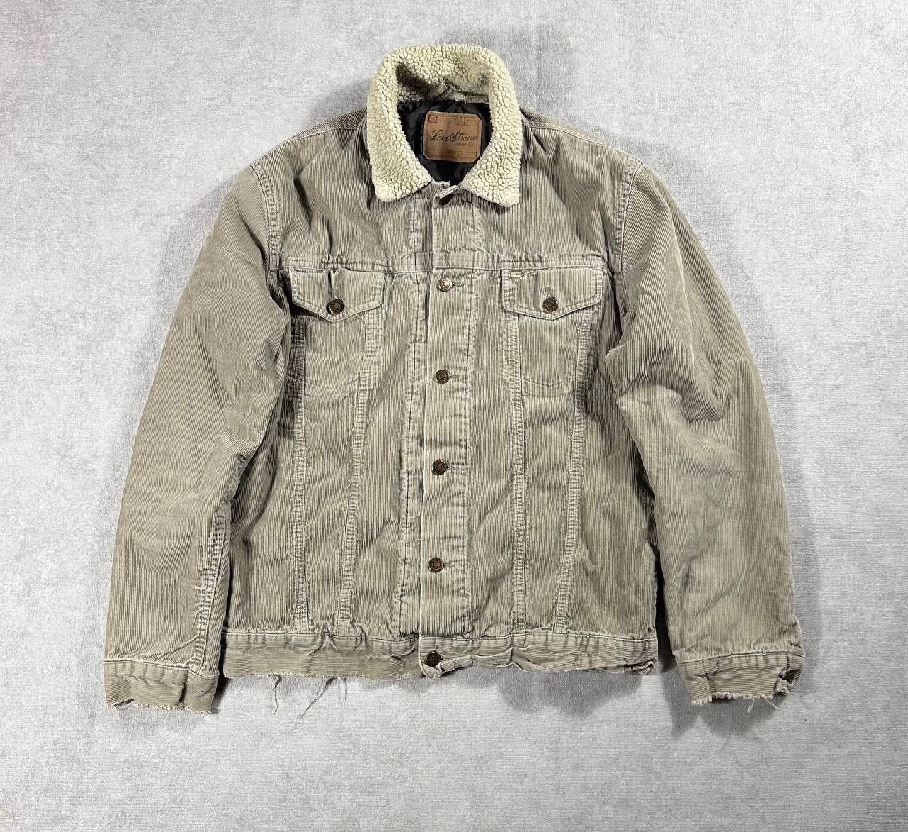 Levi's Vintage Levi's Corduroy Sherpa Trucker Jacket Size US L / EU 52-54 / 3 - 2 Thumbnail