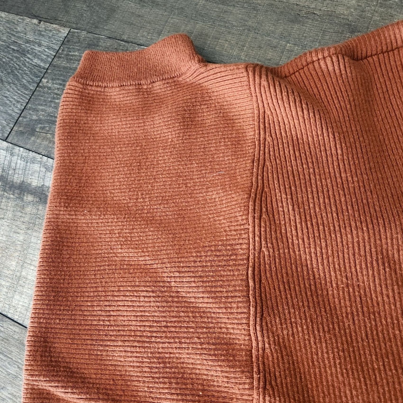 Anthropologie Anthropologie Sweater Womens XS Orange Women Ribbed Burnt Oversize Cropped Sleeves Size XS / US 0-2 / IT 36-38 - 4 Thumbnail
