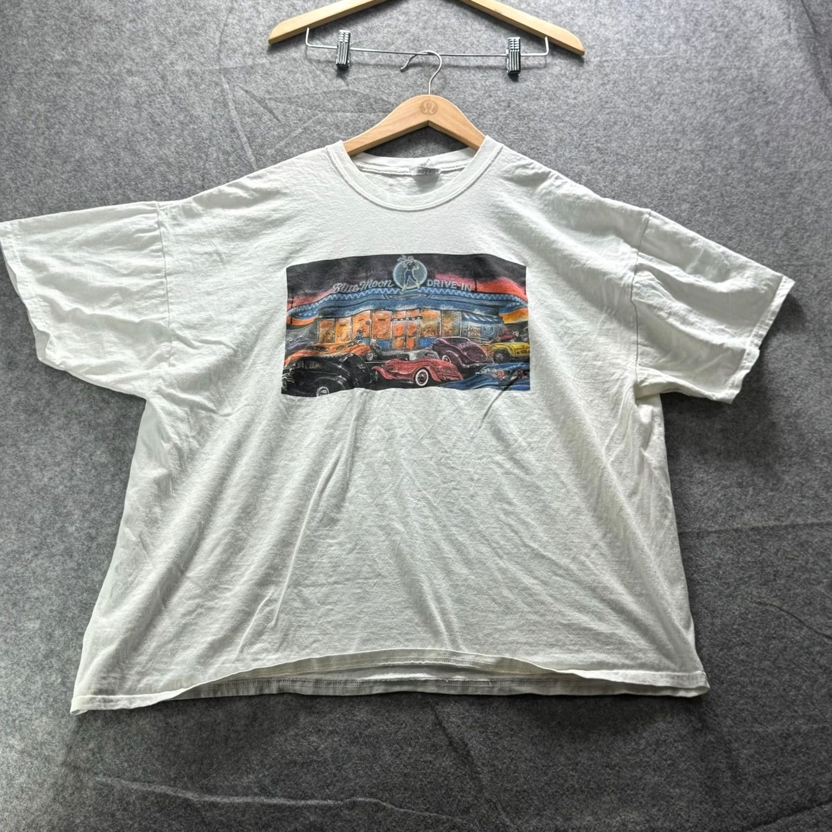 Jerzees VINTAGE Jerzees Shirt Mens 3XL White Blue Moon Drive-In Cars Graphic Tee Heavyweight Crew Neck Short Sleeve Size US XXL / EU 58 / 5 - 2 Thumbnail