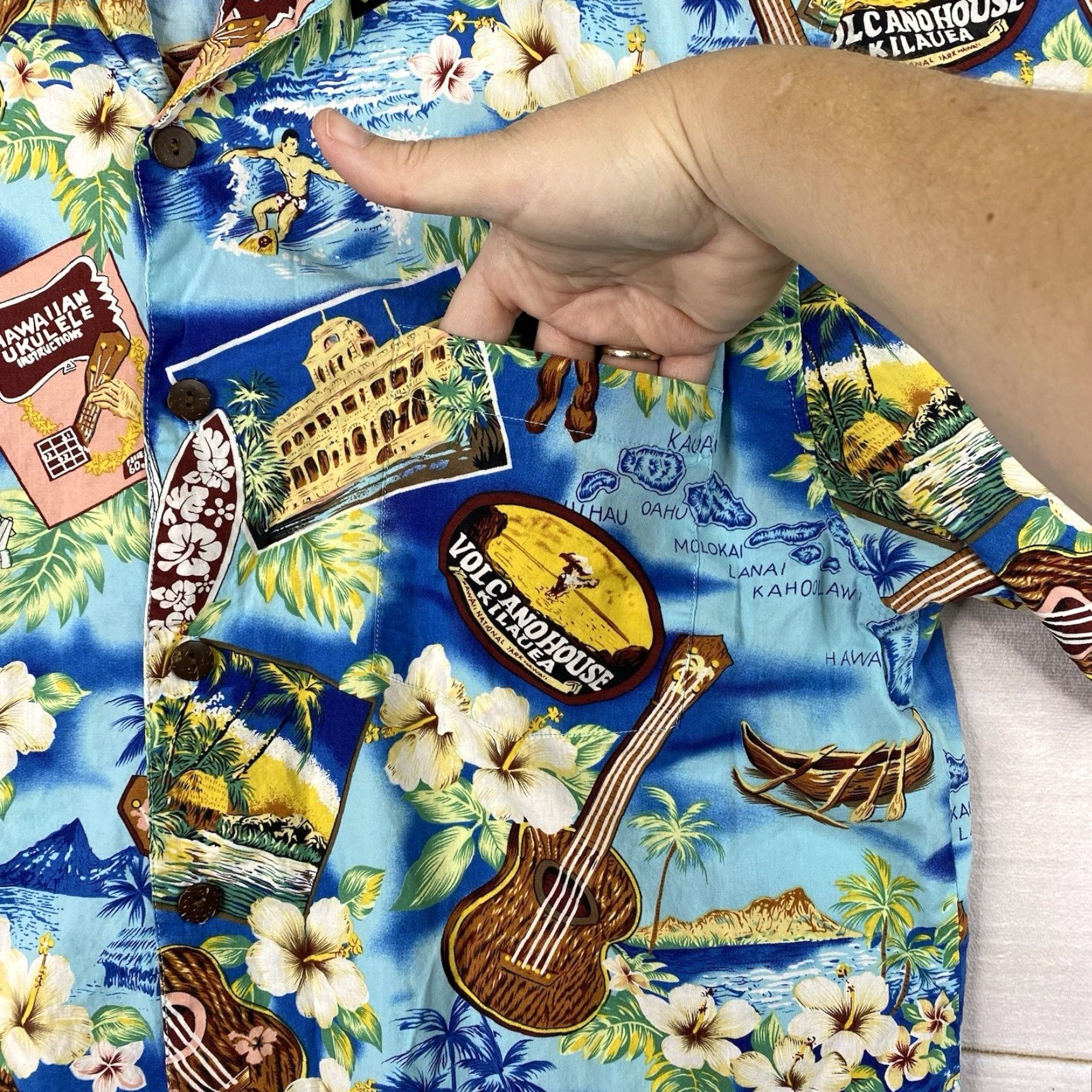 Vintage VINTAGE High Surf Mens Shirt XL Hawaiian Floral Button-Up Short Sleeve Aloha Ukulele Size US XL / EU 56 / 4 - 6 Thumbnail