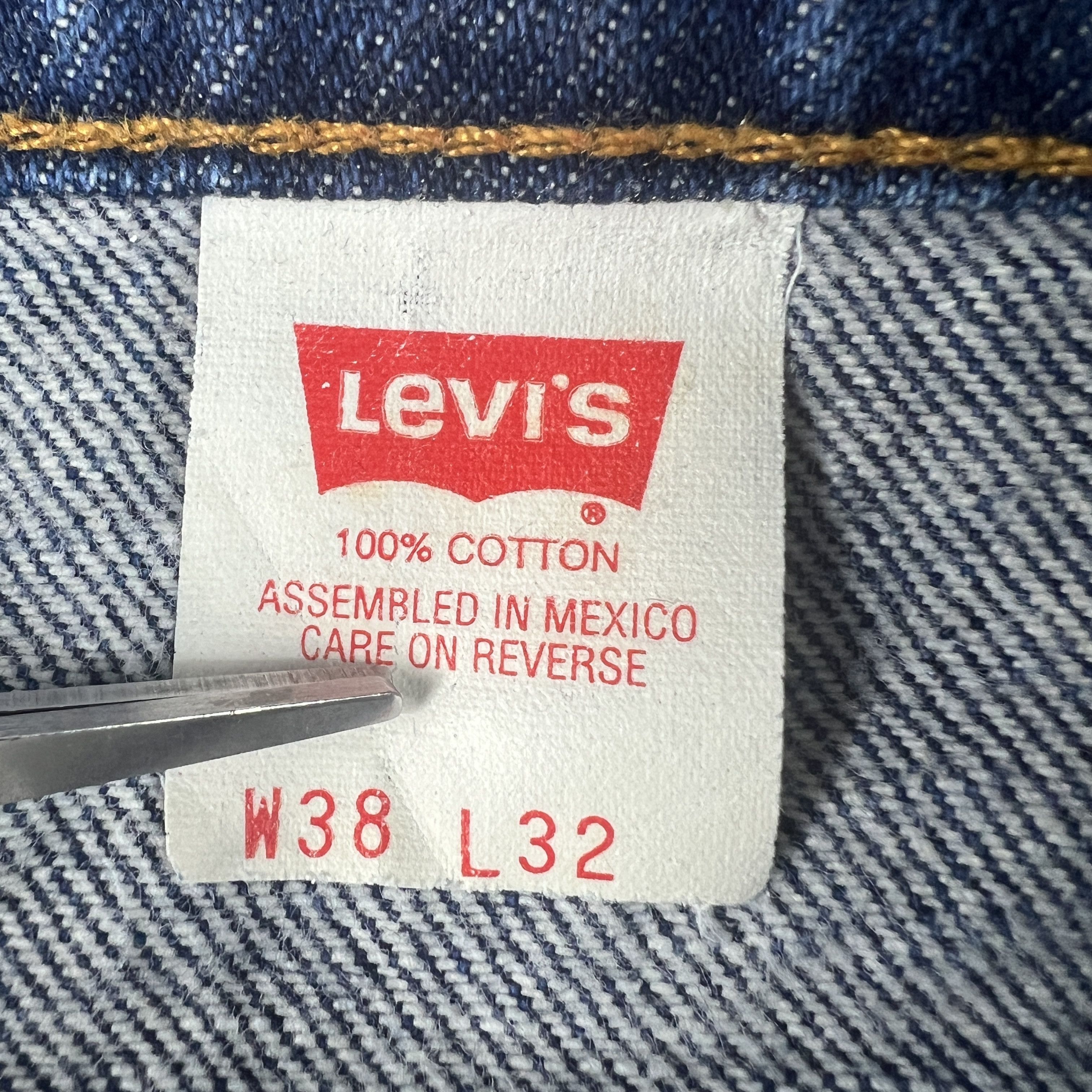 Levi's × Vintage VTG 90s Levi's Jean 505 Straight Dark Blue Denim Orange Tab Size US 37 - 8 Thumbnail
