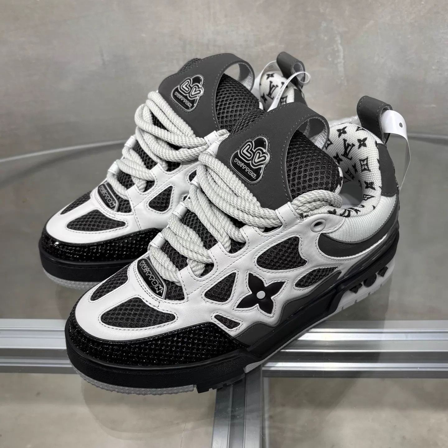 Louis Vuitton LV Skate Sneakers Black & Gray UK2.5 Size US 6 / IT 36 - 2 Thumbnail