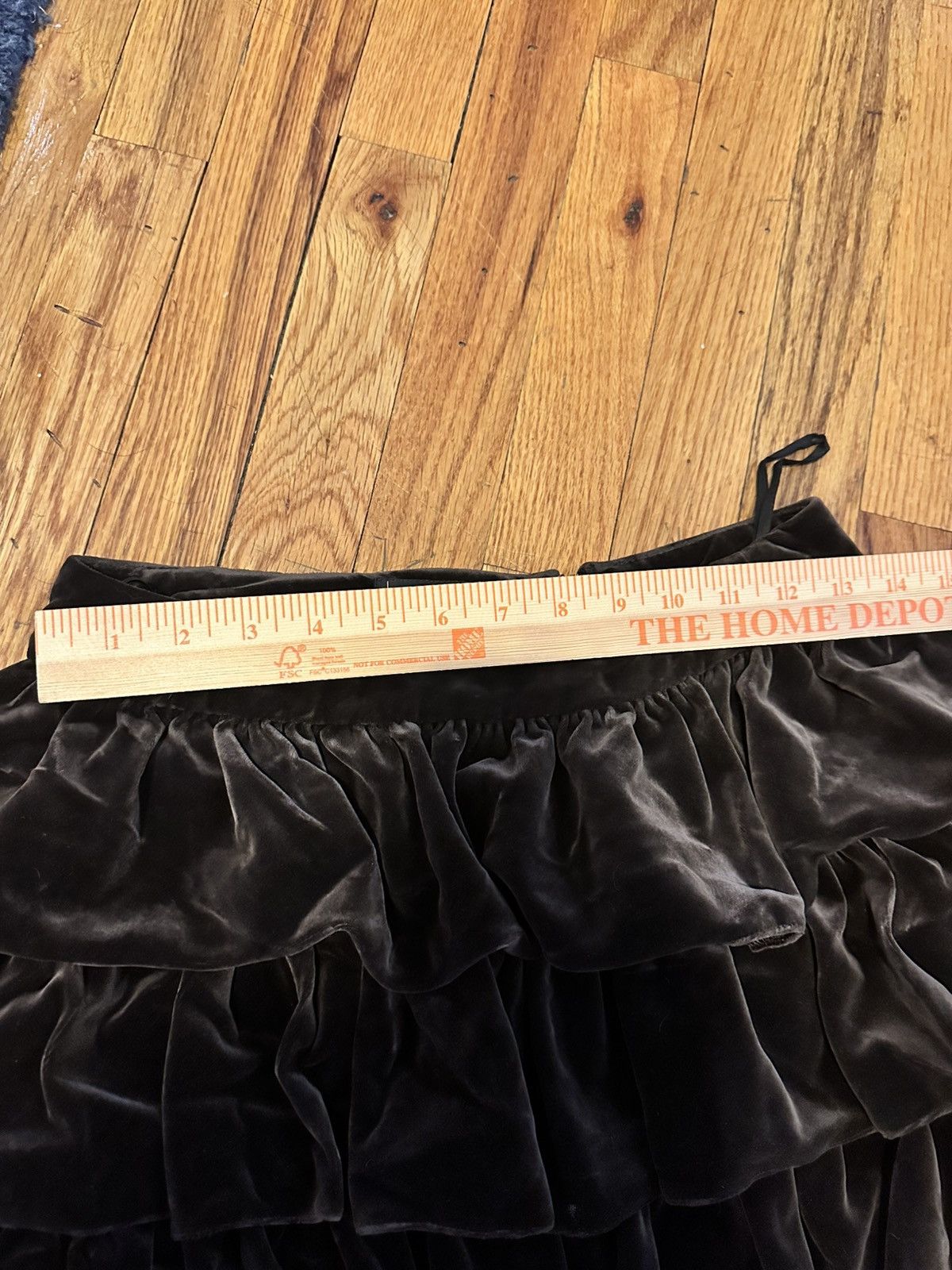 Chanel Vintage Fall 2001 CHANEL Velvet Skirt Size 27" / US 4 / IT 40 - 6 Thumbnail