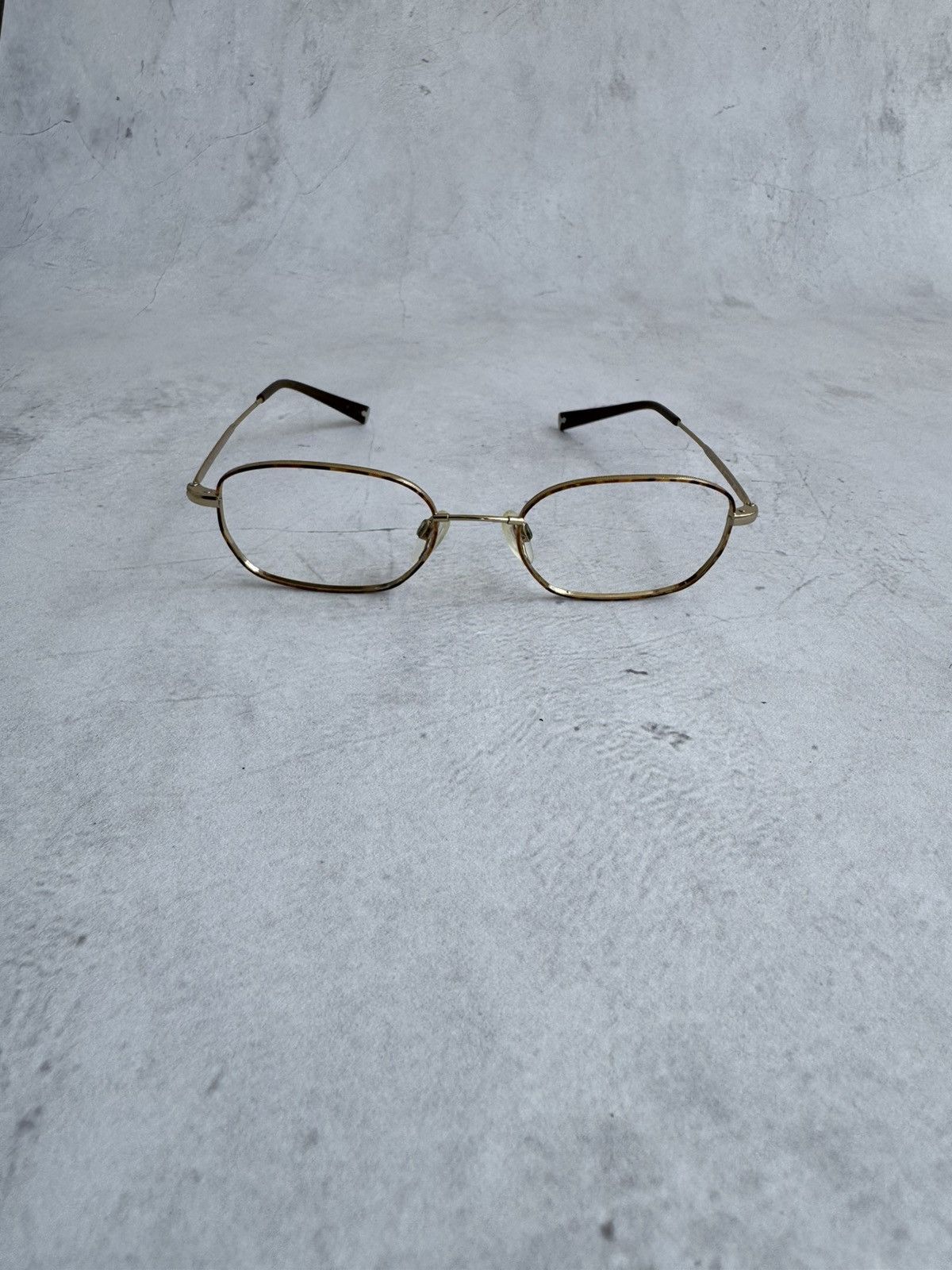 Vintage Flexon Eyeglasses Frame Oval Gold Titanium Metal Size ONE SIZE - 2 Thumbnail
