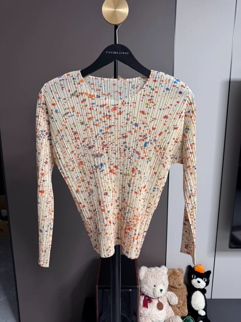 Issey Miyake issey miyake size:3 The stars have round collars and long Size XXS / US 00 / IT 34 - 1 Thumbnail