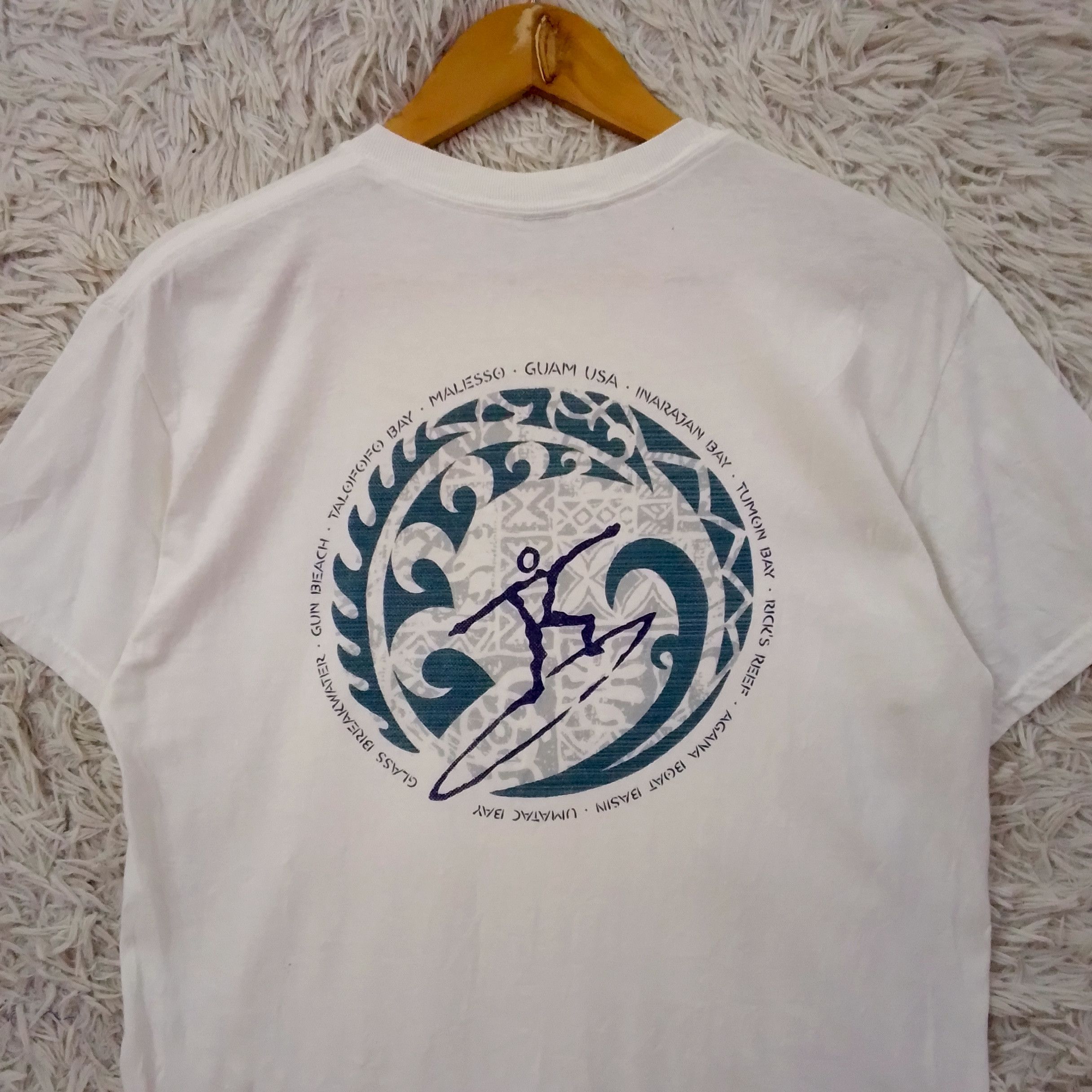 Vintage Vtg Waverider Surf Co. Guam, Usa T-shirt Size US M / EU 48-50 / 2 - 3 Thumbnail