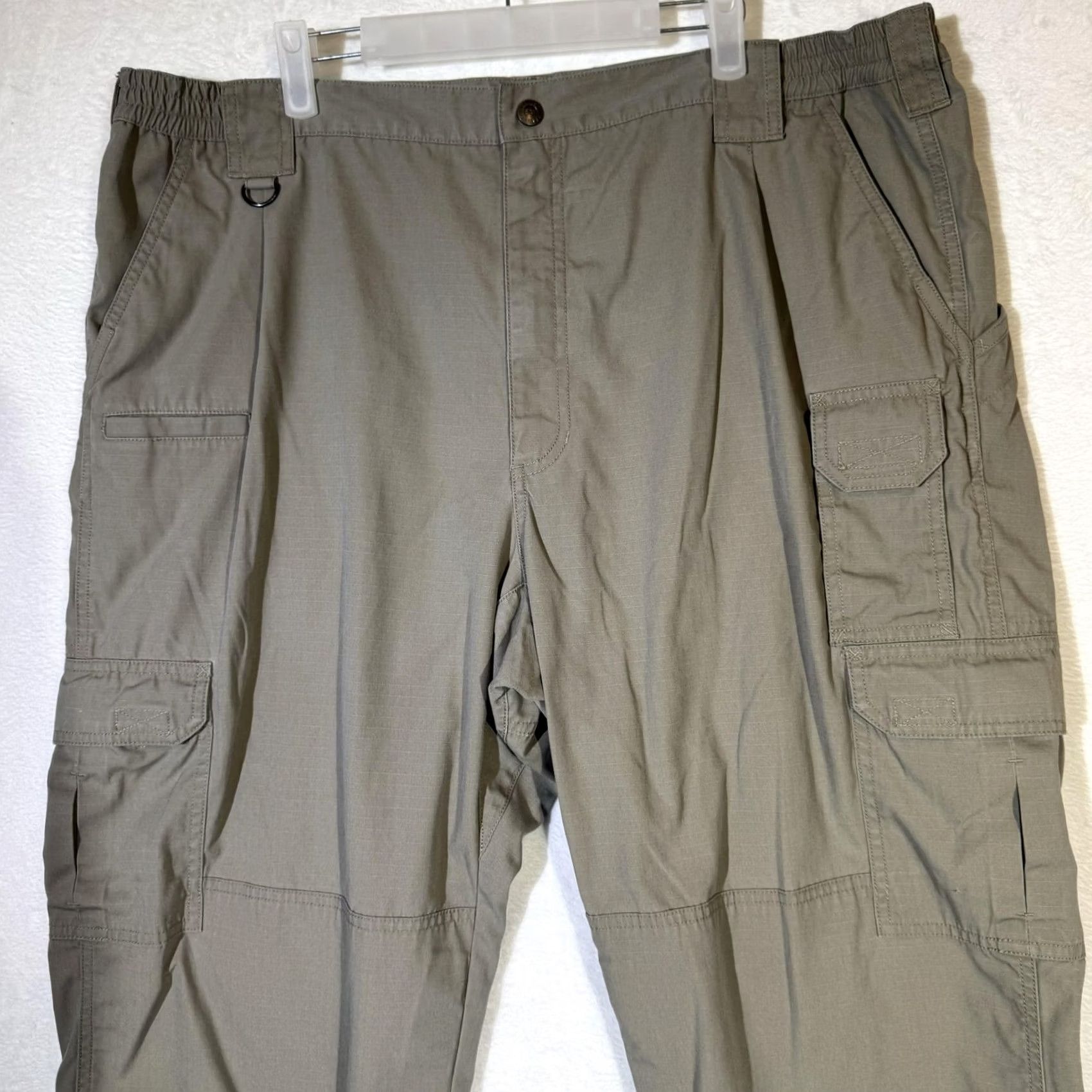 Vintage 5.11 Tactical Cargo Pants Mens 42x30 Taupe Ripstop Elastic Waist Multi Pocket Cargo Pants Mens 42x30 Taupe Ripstop Elastic Waist Pockets Size US 42 / EU 58 - 4 Thumbnail