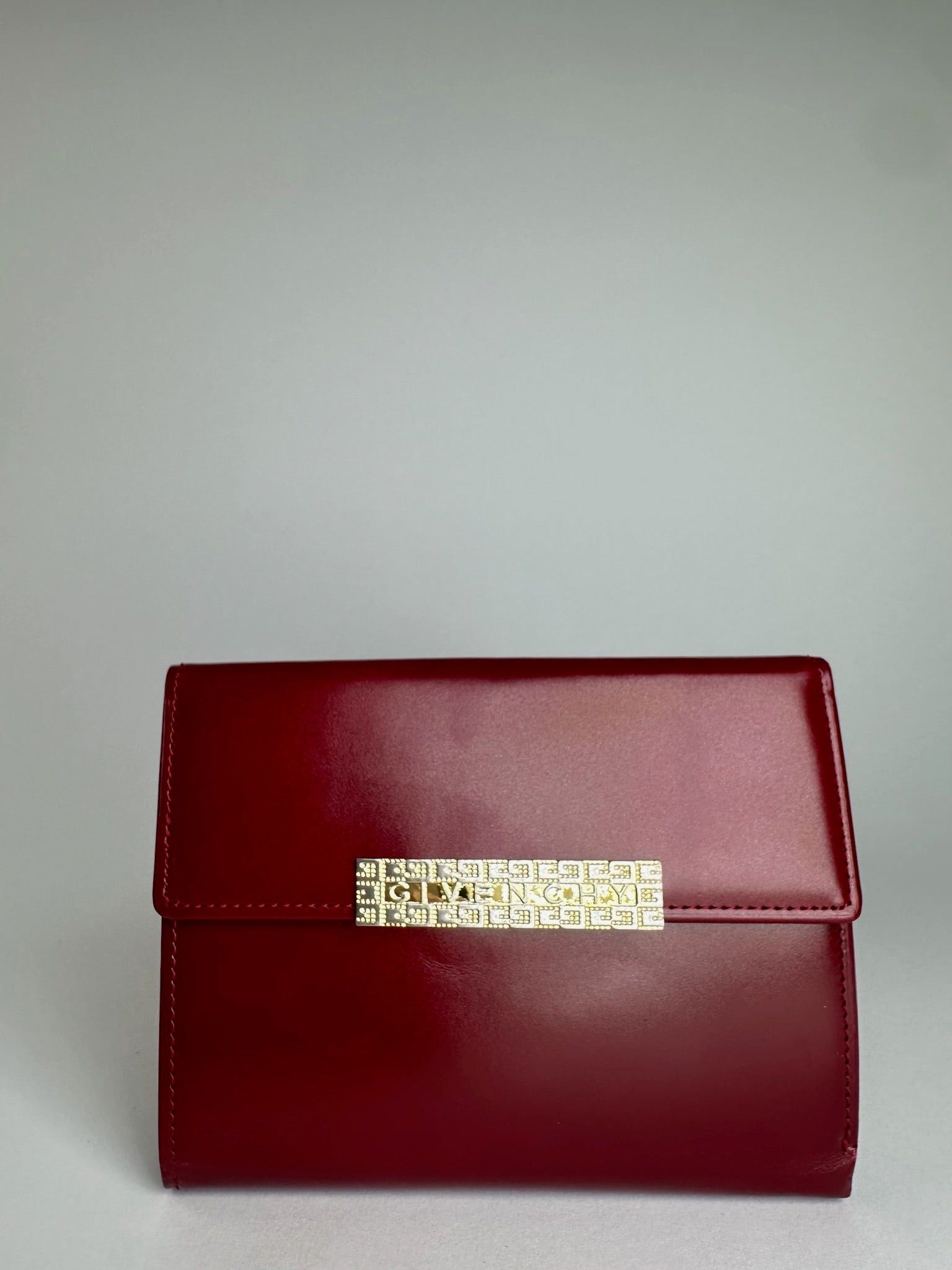 Givenchy Vintage Patent Leather Wallet Red Size ONE SIZE - 1 Thumbnail