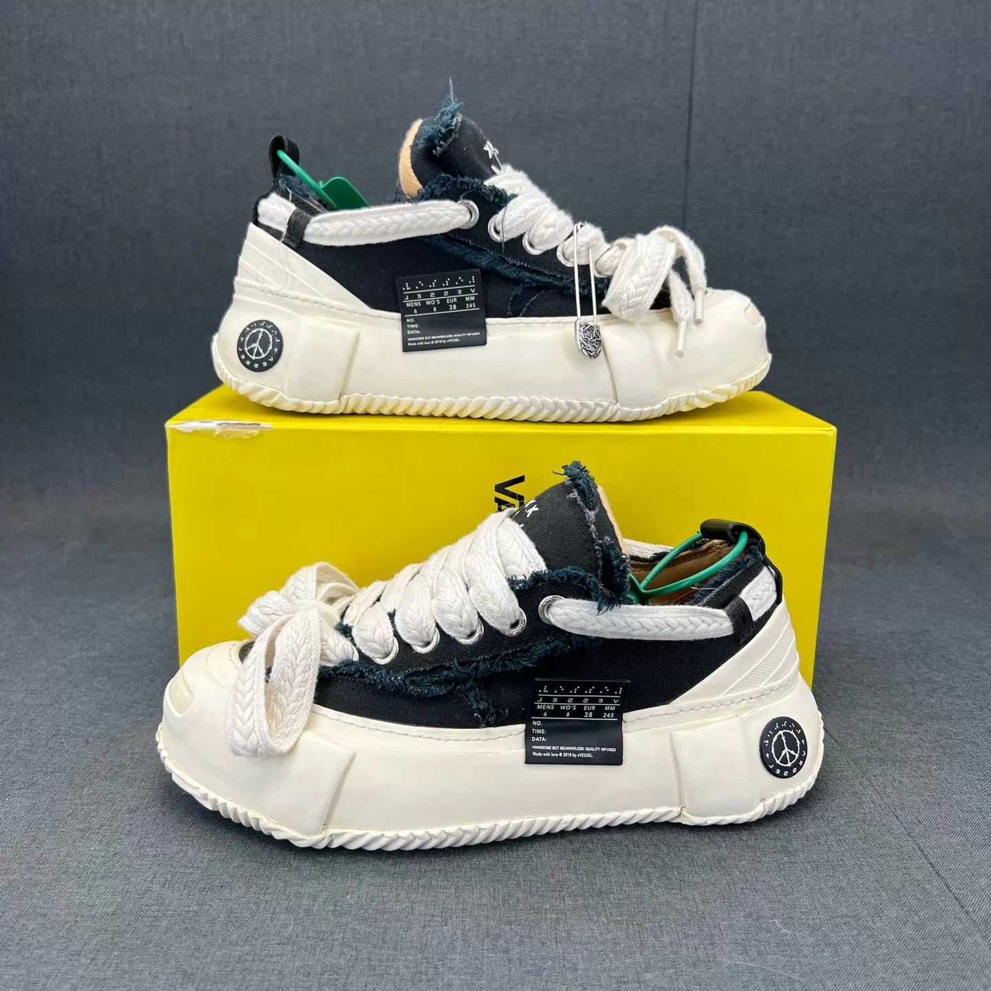 Other Vanness Wu Black & White Pangding Sneakers Size US 7.5 / IT 37.5 - 2 Thumbnail