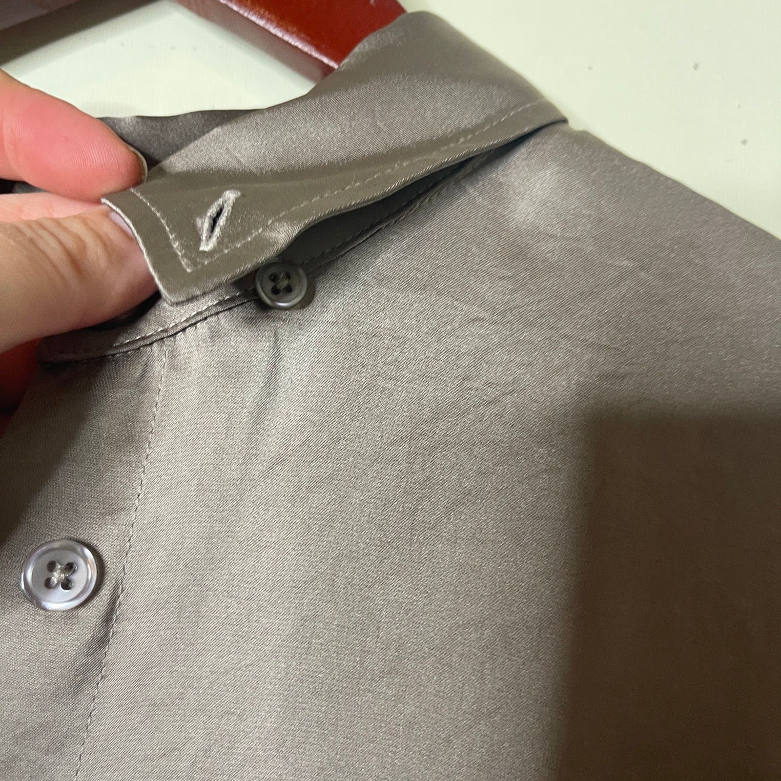 Other Larkin Hughes Perry perfect button down silk shirt taupe XS Size XS / US 0-2 / IT 36-38 - 4 Thumbnail