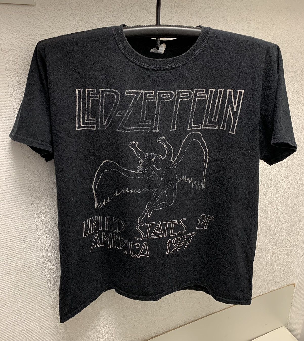 Led Zeppelin Led-Zeppelin vintage black rock t-shirt Xl sz Size US XL / EU 56 / 4 - 1 Thumbnail