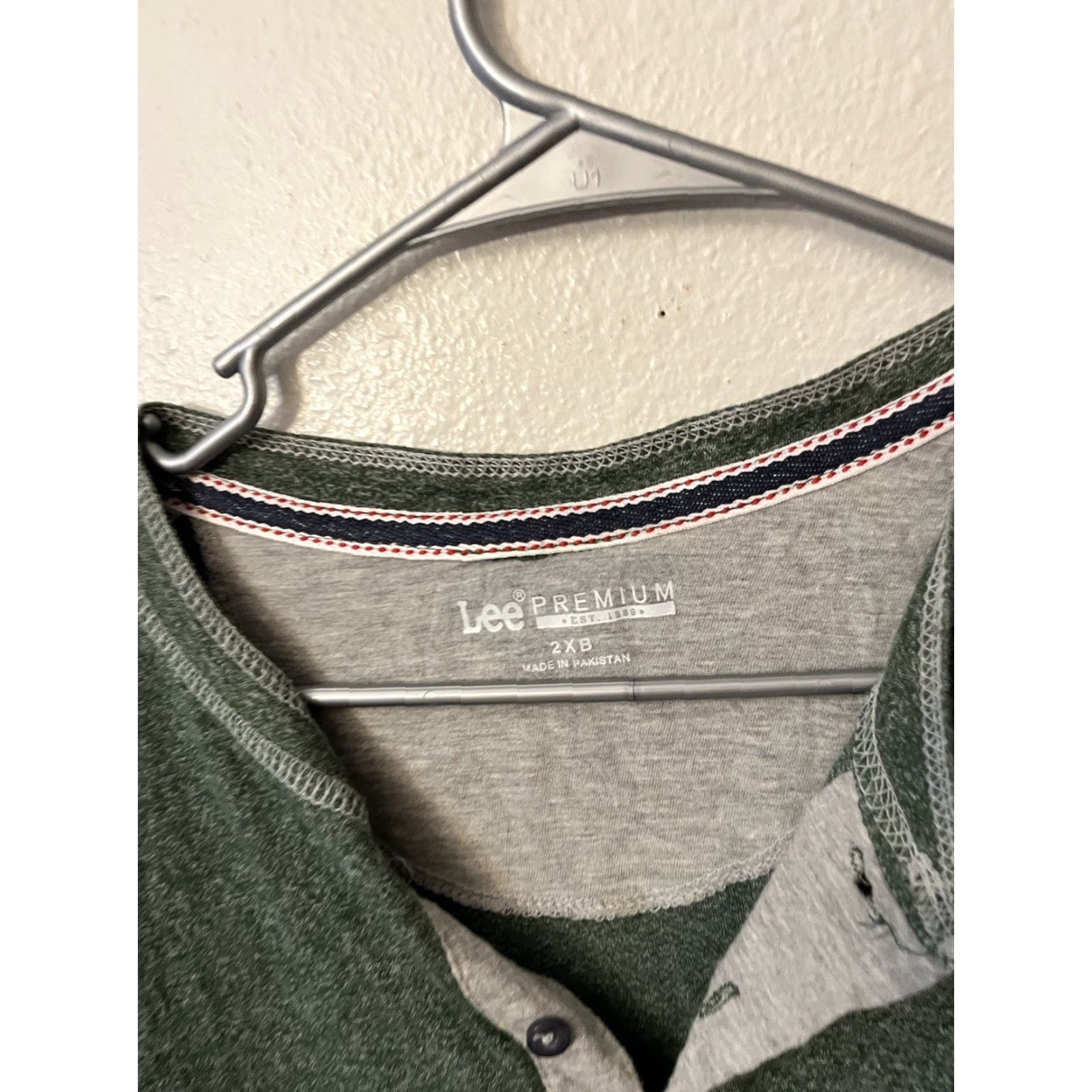 Lee Lee Mens Big & Tall 2XB Long Sleeve Henley Shirt Green Heathered Cotton Button Casual All Seasons Extra Soft Lounge Shirt Size US XXL / EU 58 / 5 - 3 Thumbnail