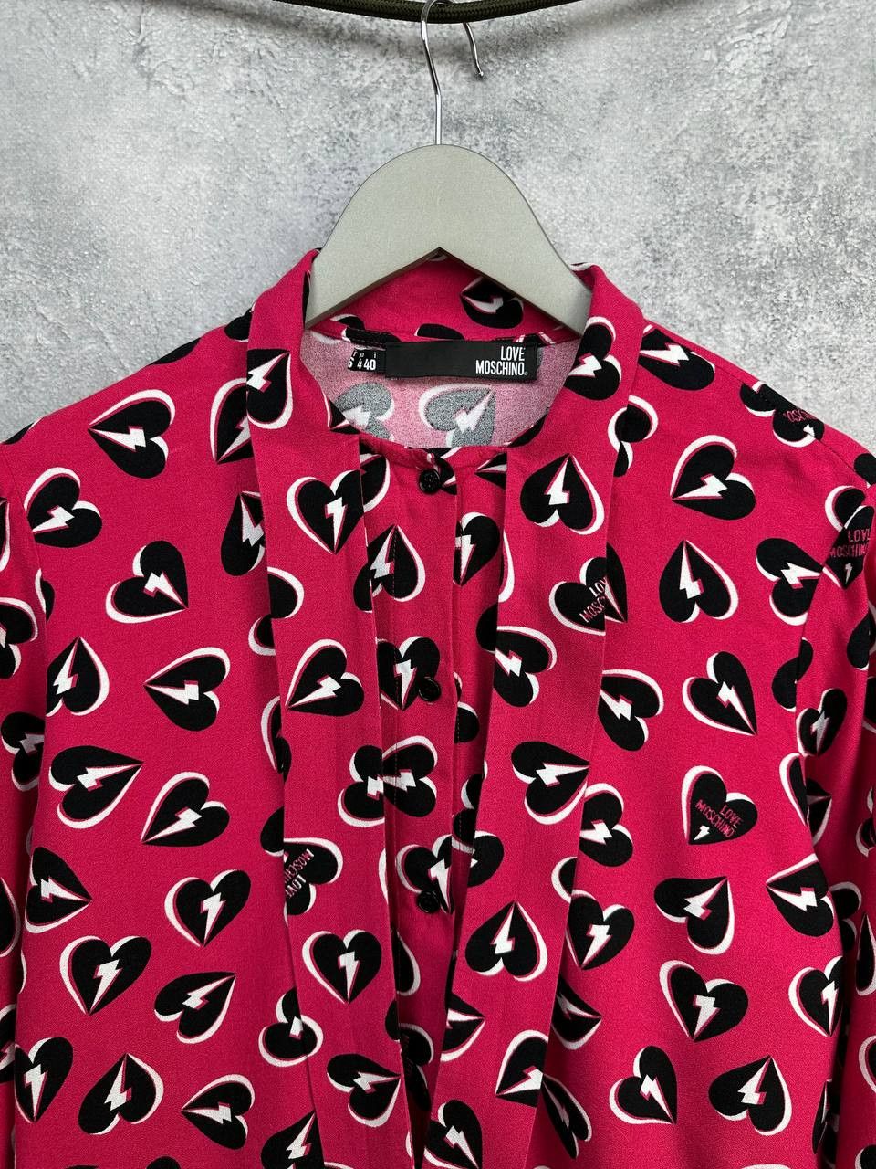 Love Moschino Love Moschino Shirt Allover Thunder Hearts Tie-Neck Collar Size S / US 4 / IT 40 - 4 Thumbnail