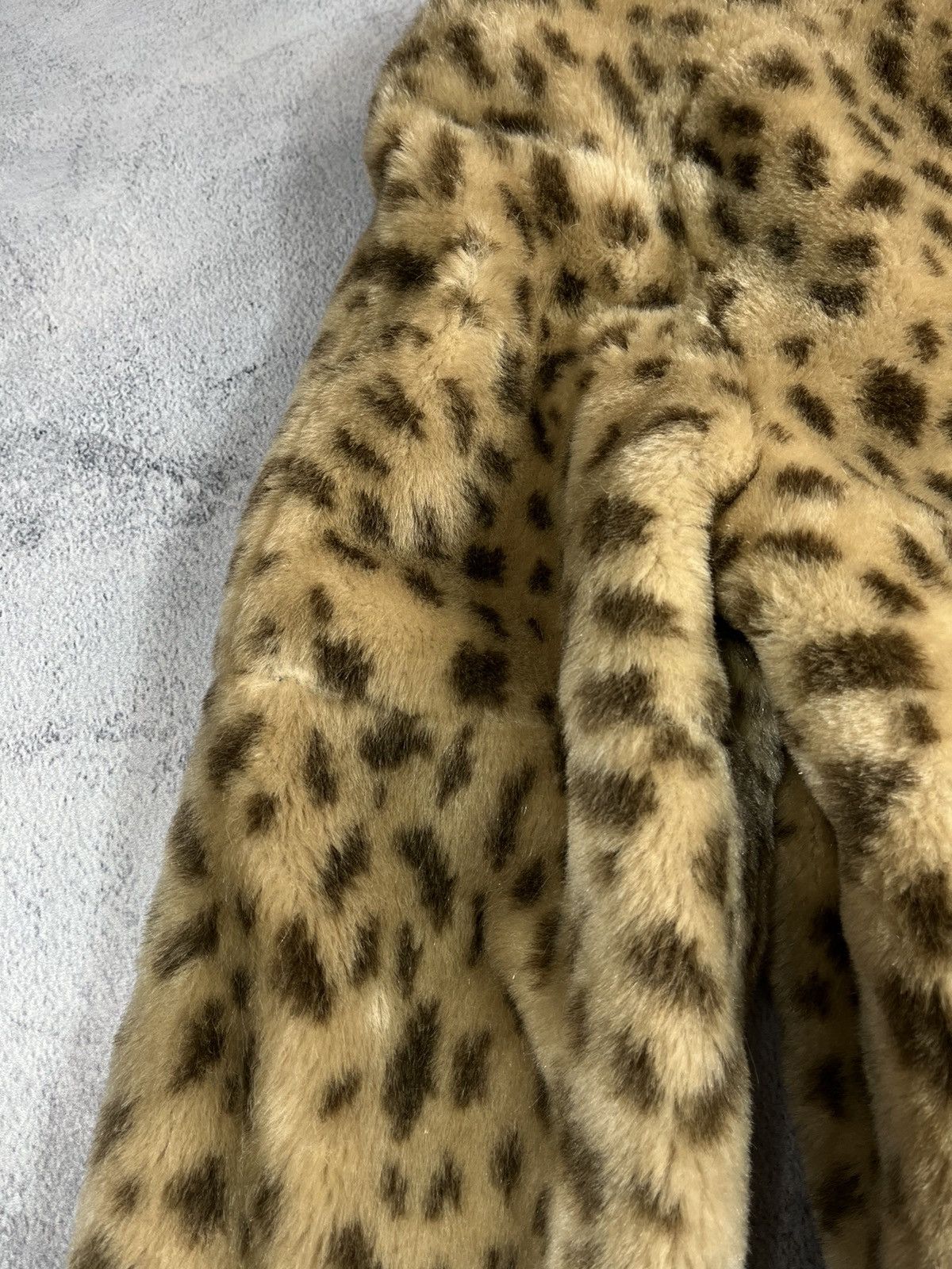 Japanese Brand × Vintage Vintage 90s Fur Faux elongated leopard coat jacket Size L / US 10 / IT 46 - 10 Thumbnail