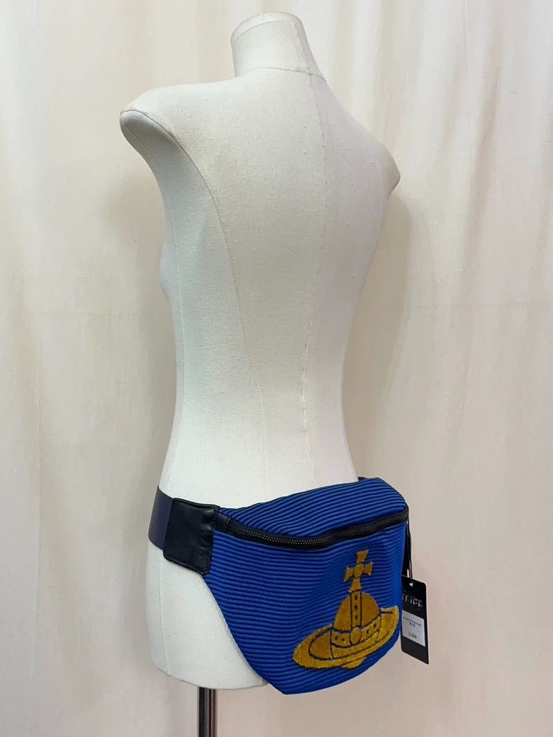 Vivienne Westwood Vivienne Westwood size os A waist bag and a breast bag Size ONE SIZE - 2 Thumbnail