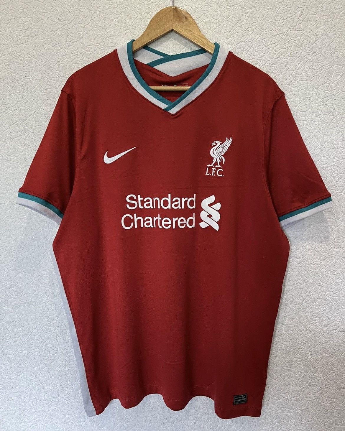 liverpool nike jersey