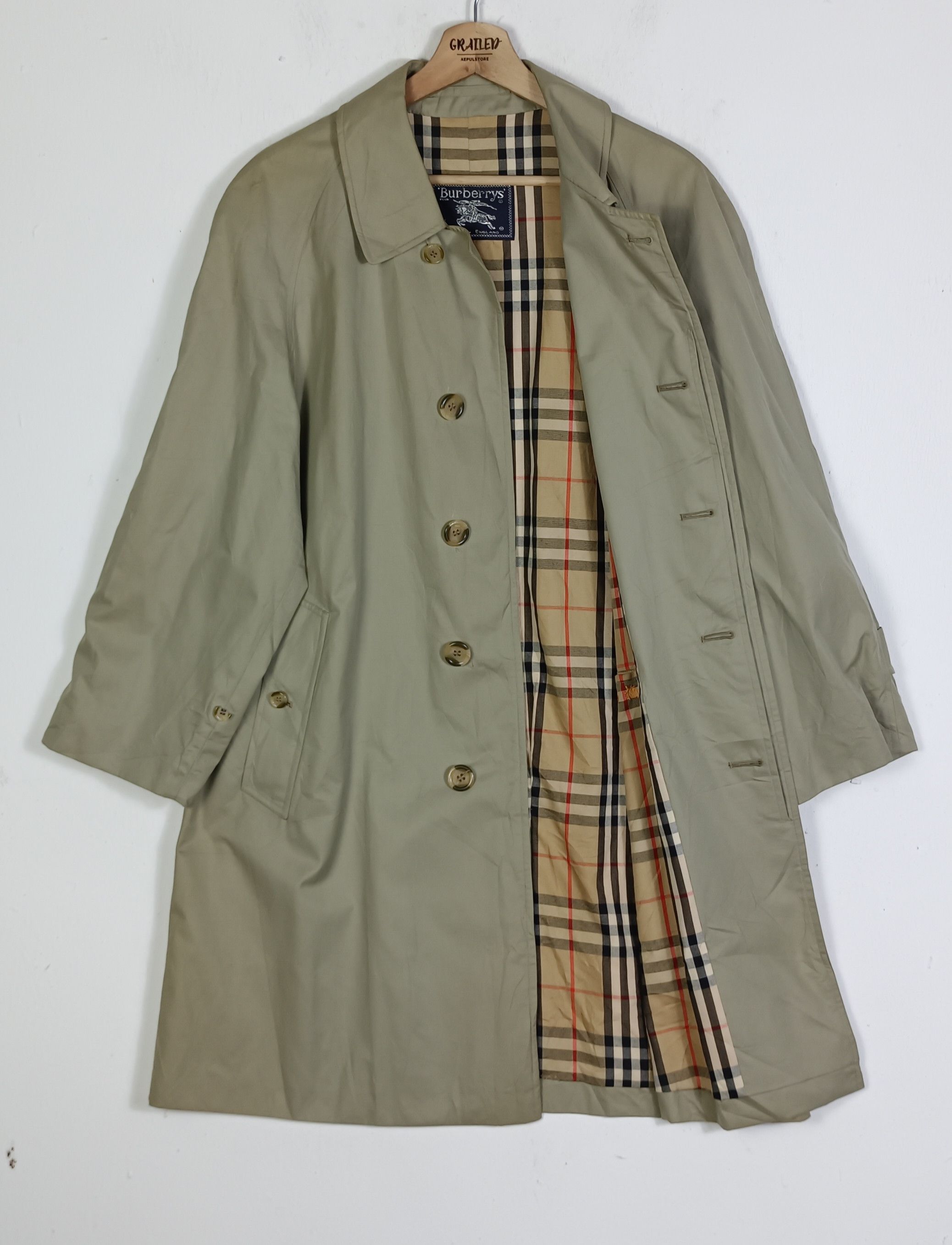 Burberry Vintage Burberrys London Nova Check 46 Short C95B Size US L / EU 52-54 / 3 - 3 Thumbnail