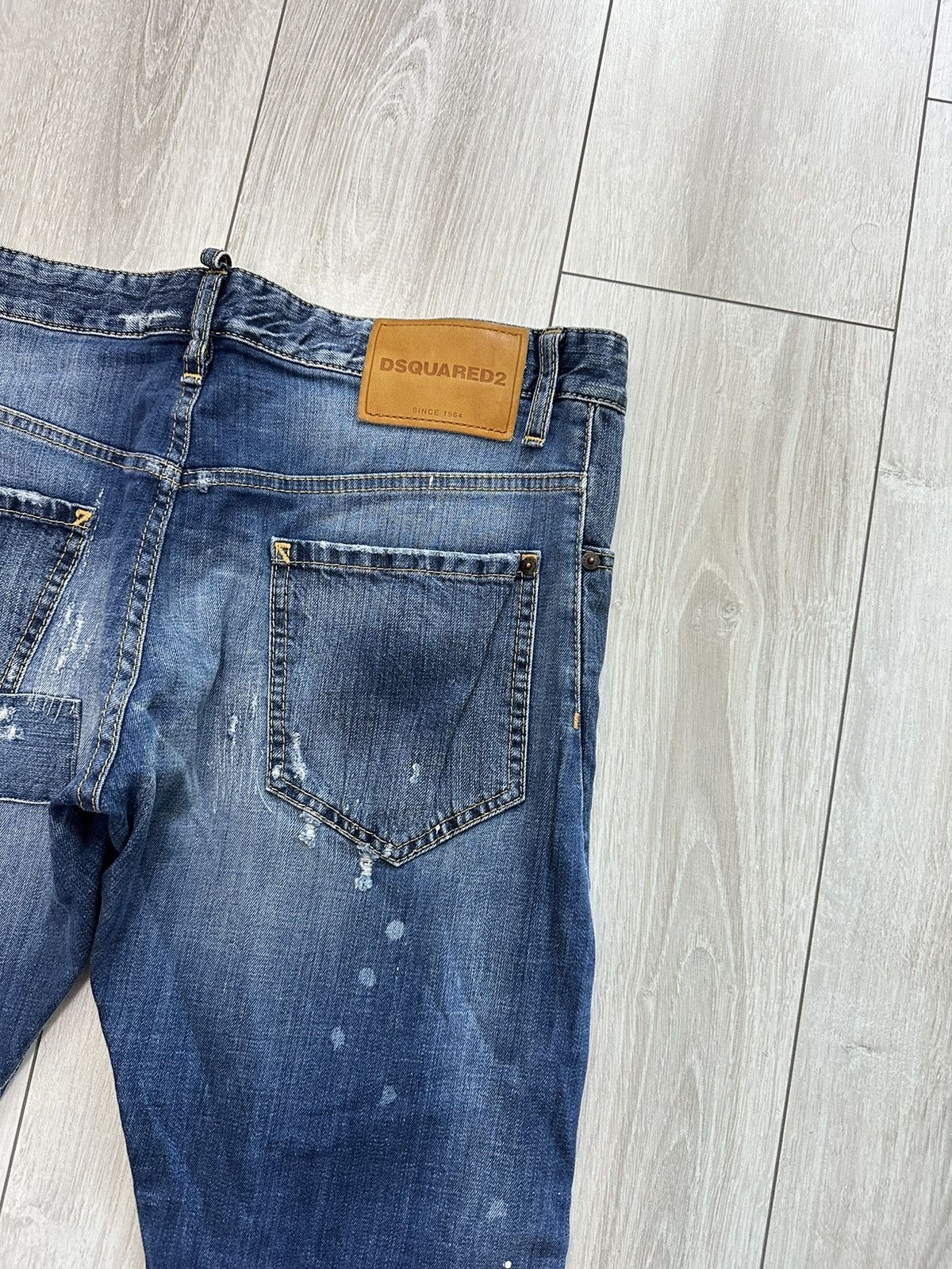 Dsquared2 Dsquared2 Sexy Twist Distressed Denim Jeans Pants (A031) Size US 34 / EU 50 - 15 Thumbnail