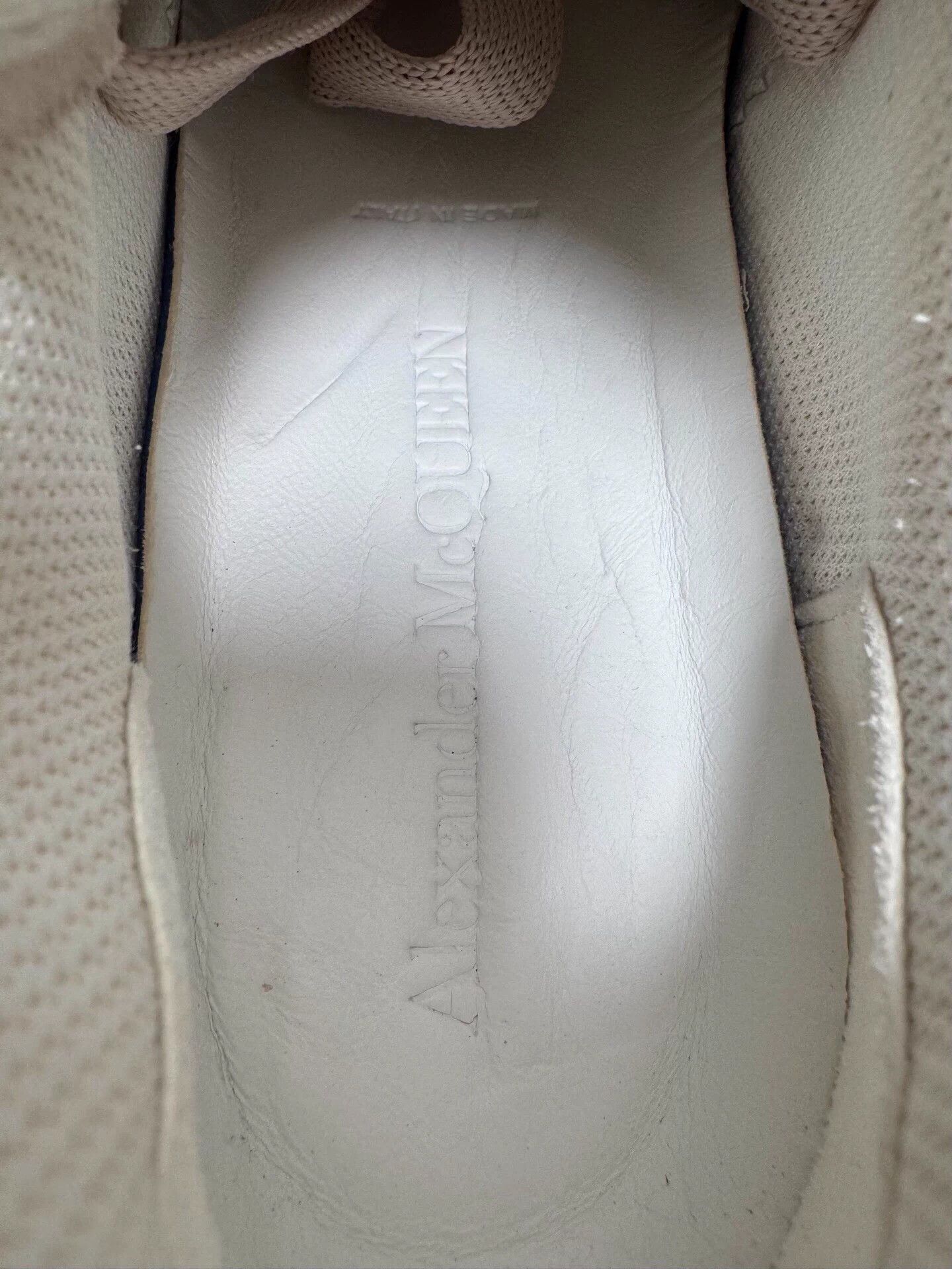 Alexander McQueen McQueen Sprint Runner White EU37 Floral Relief Logo Size US 6 / IT 36 - 6 Thumbnail