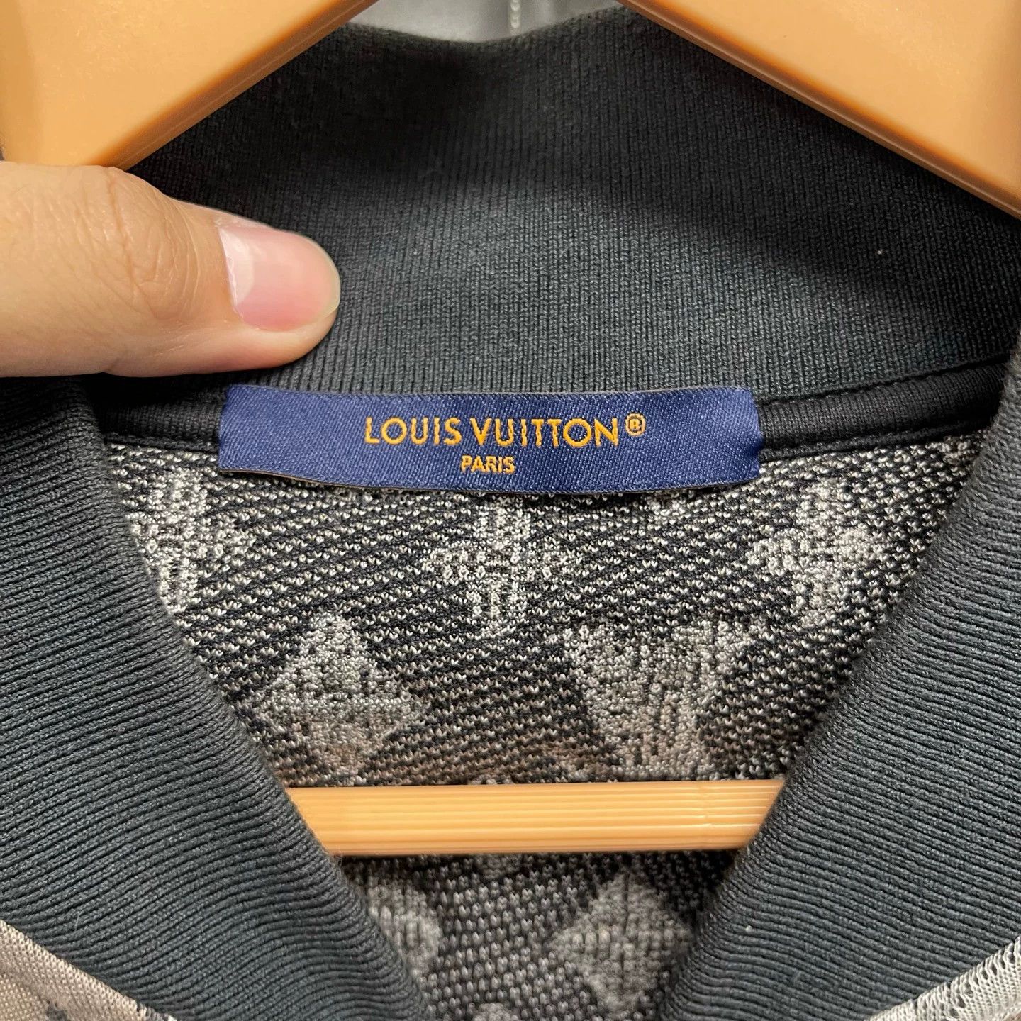 Louis Vuitton LV face print logo jacket M 99 new #10622 Size US M / EU 48-50 / 2 - 3 Thumbnail