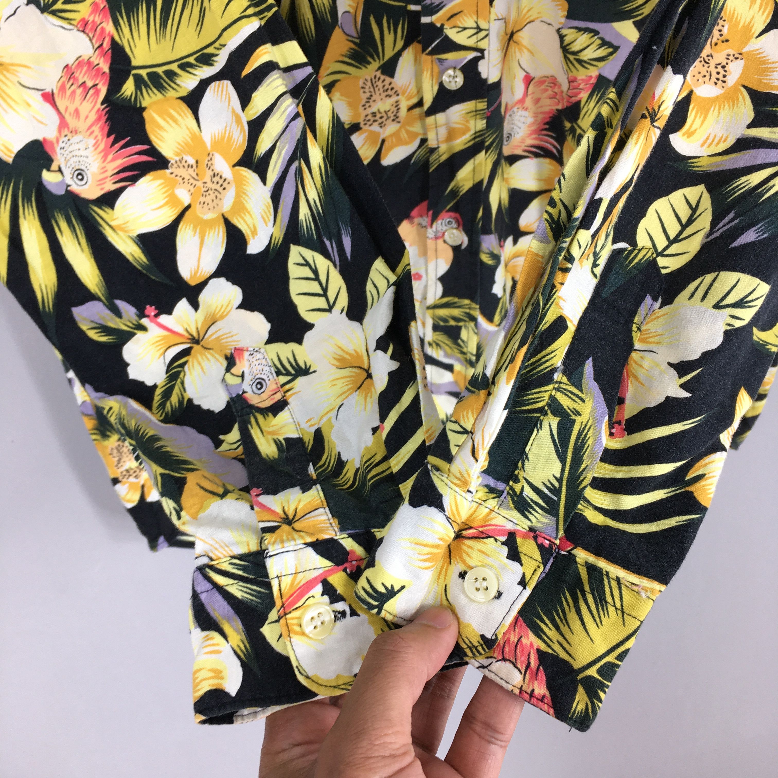 Vintage Vintage Parrots Flower Tropical Hawaii Shirt Medium Size US M / EU 48-50 / 2 - 5 Thumbnail