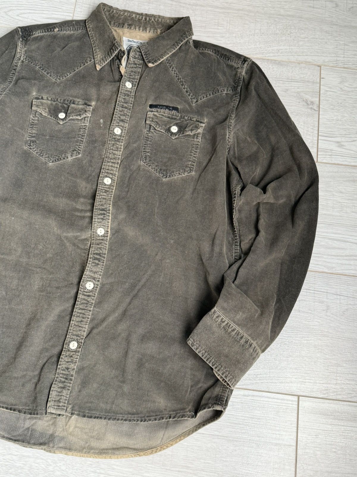 Vintage Vintage faded black velvet shirt Size US M / EU 48-50 / 2 - 2 Thumbnail