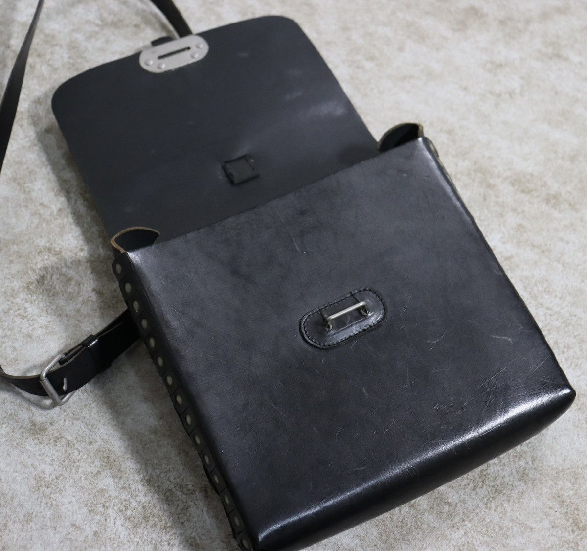 Maison Margiela Maison Martin Margiela “Archive” Leather Shoulder Bag Size ONE SIZE - 9 Thumbnail