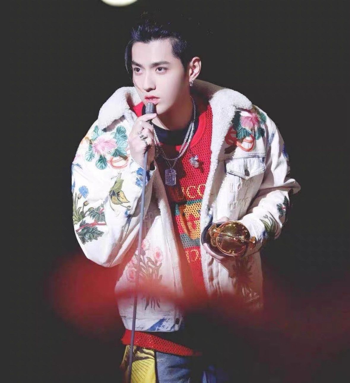 Gucci Gucci Phoenix Flower Embroidery Pickled Lamb Fur Jacket 25 Size US S / EU 44-46 / 1 - 8 Thumbnail