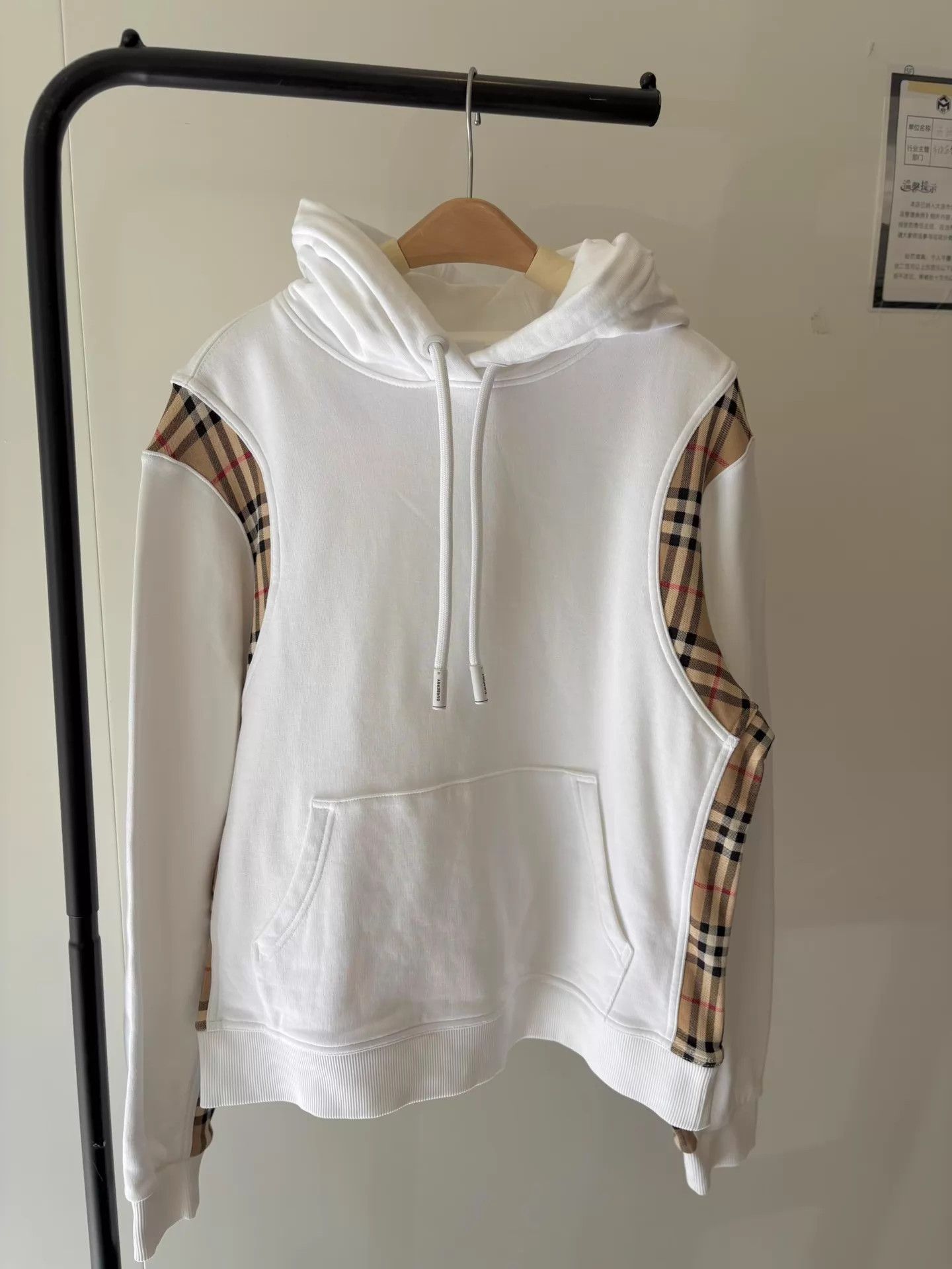 Burberry Burberry White Hoodie Horseferry Check Deadstock S Size S / US 4 / IT 40 - 1 Thumbnail