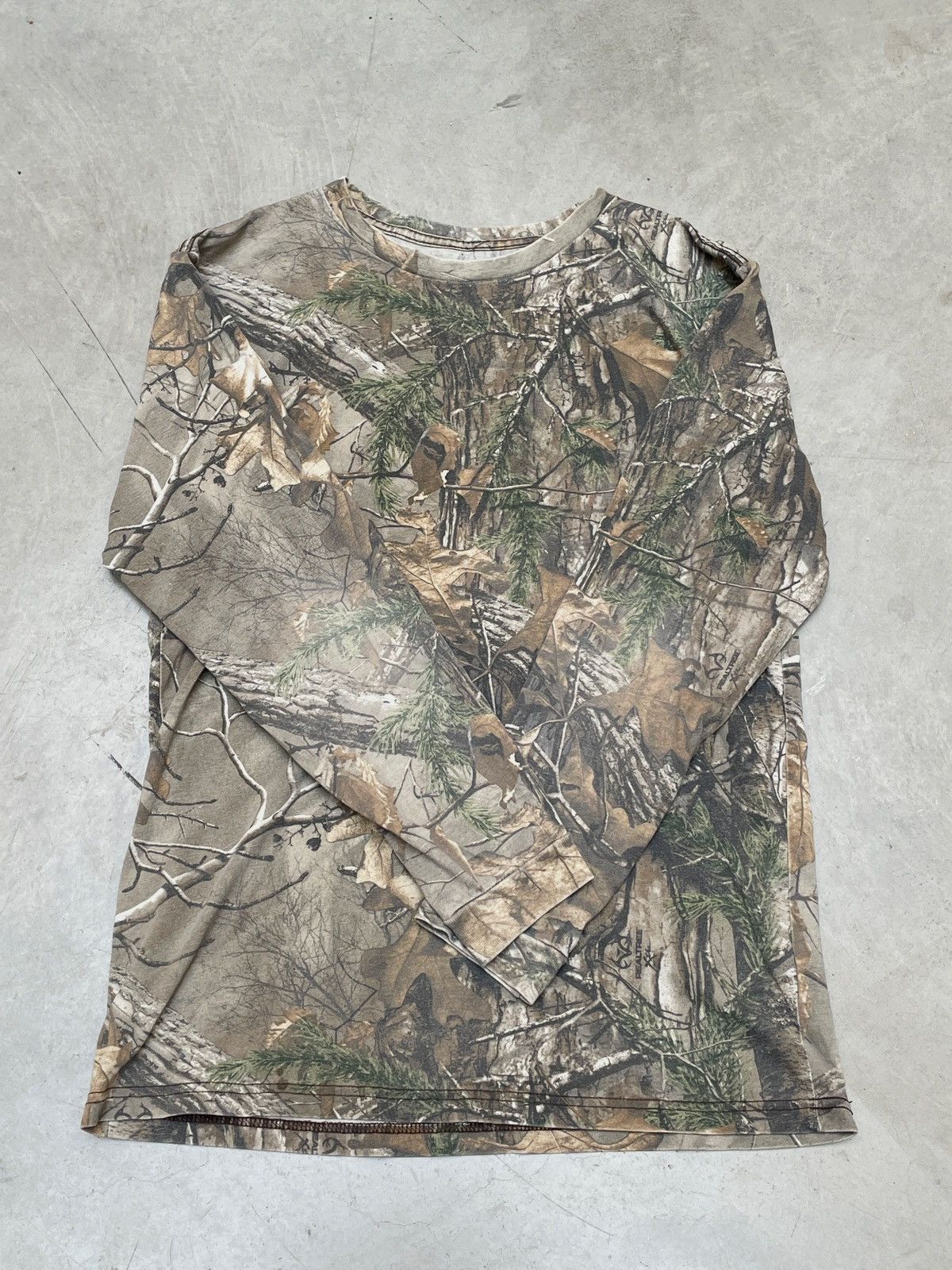 Realtree Vintage Realtree Camo Longsleeve Hunting Gorpcore Fade Size US L / EU 52-54 / 3 - 1 Thumbnail