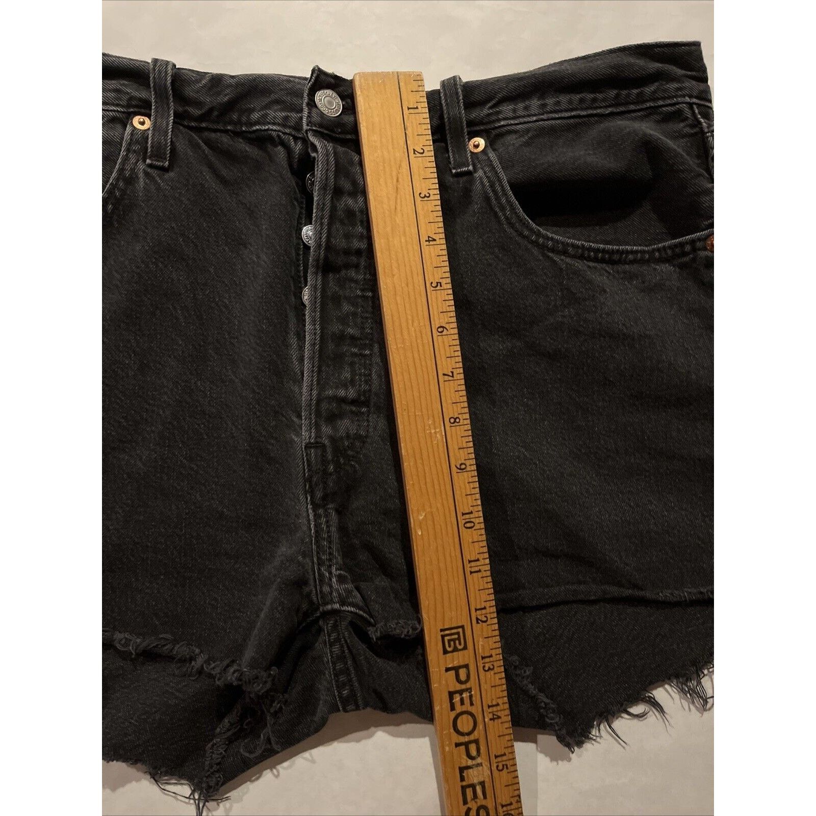 Levi's Levi’s 501 Shorts Women's 33 Black Denim Jean Button Fly Size 34" / US 12 / IT 48 - 5 Thumbnail