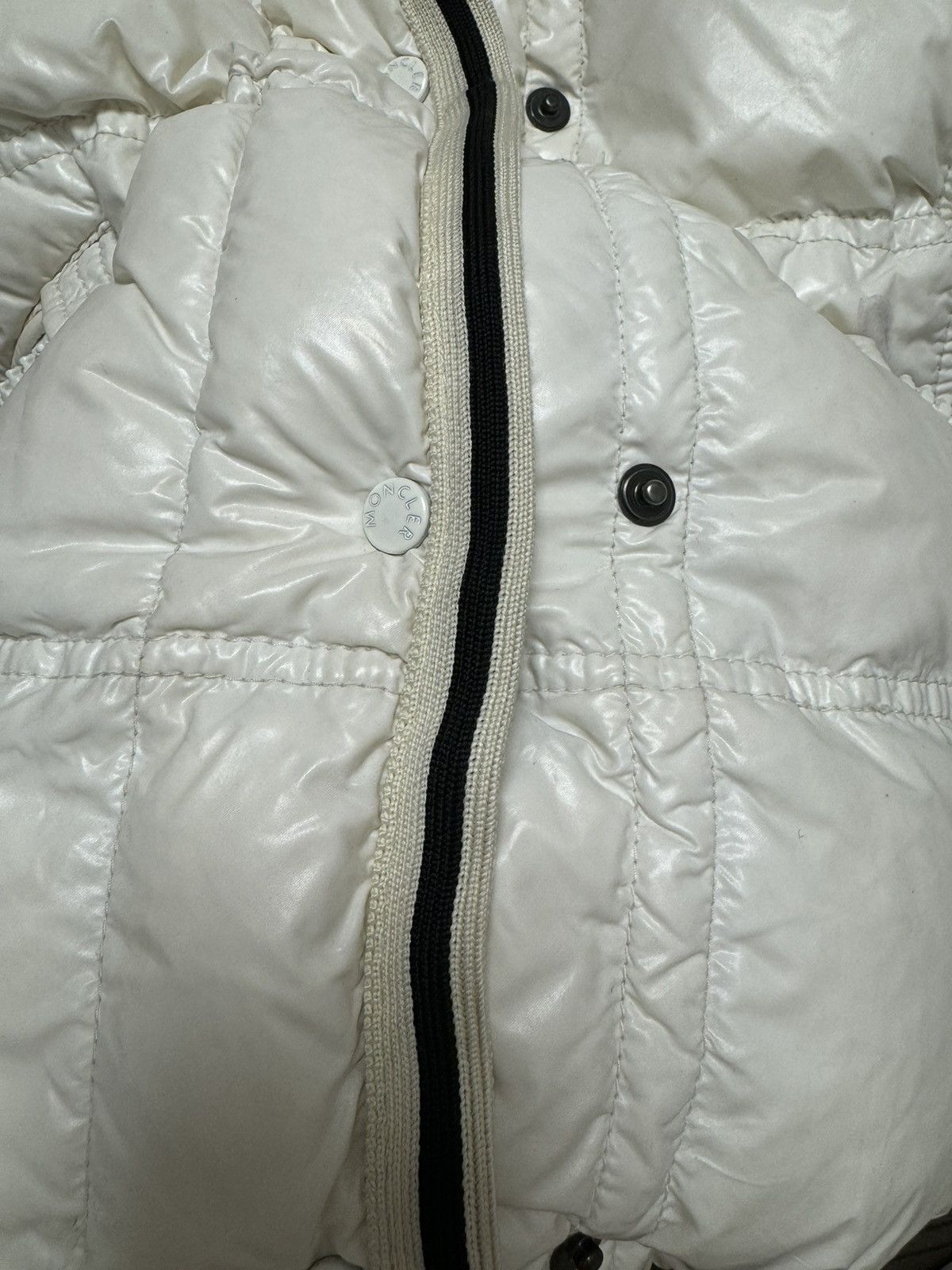 Moncler Moncler women puffer jacket 2 size S-M Size S / US 4 / IT 40 - 7 Thumbnail