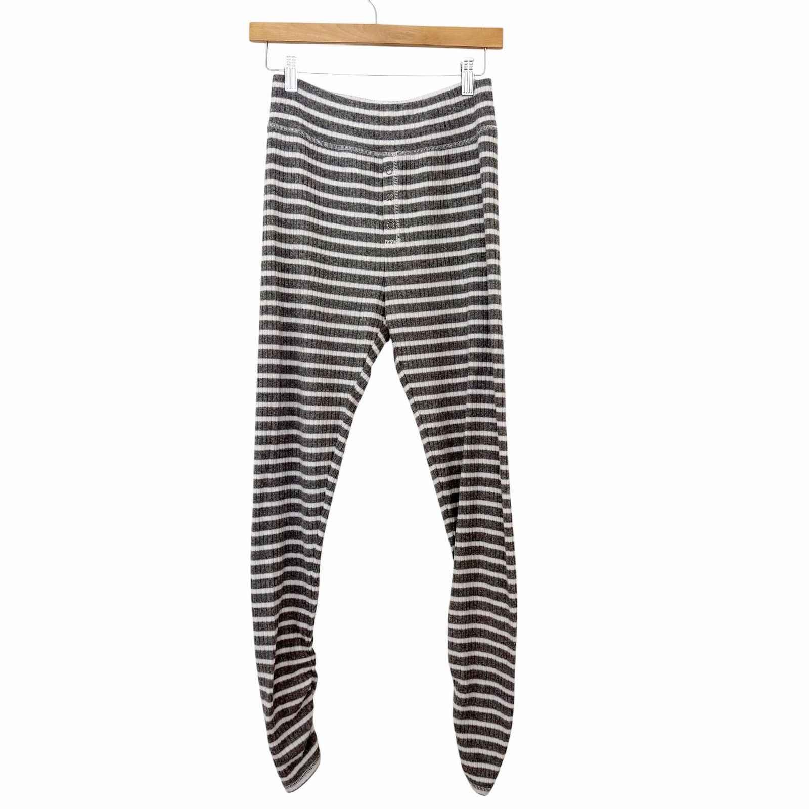 Other Aerie Gray White Stripped Ribbed Ruched Pants Sz M Size 30" / US 8 / IT 44 - 1 Thumbnail