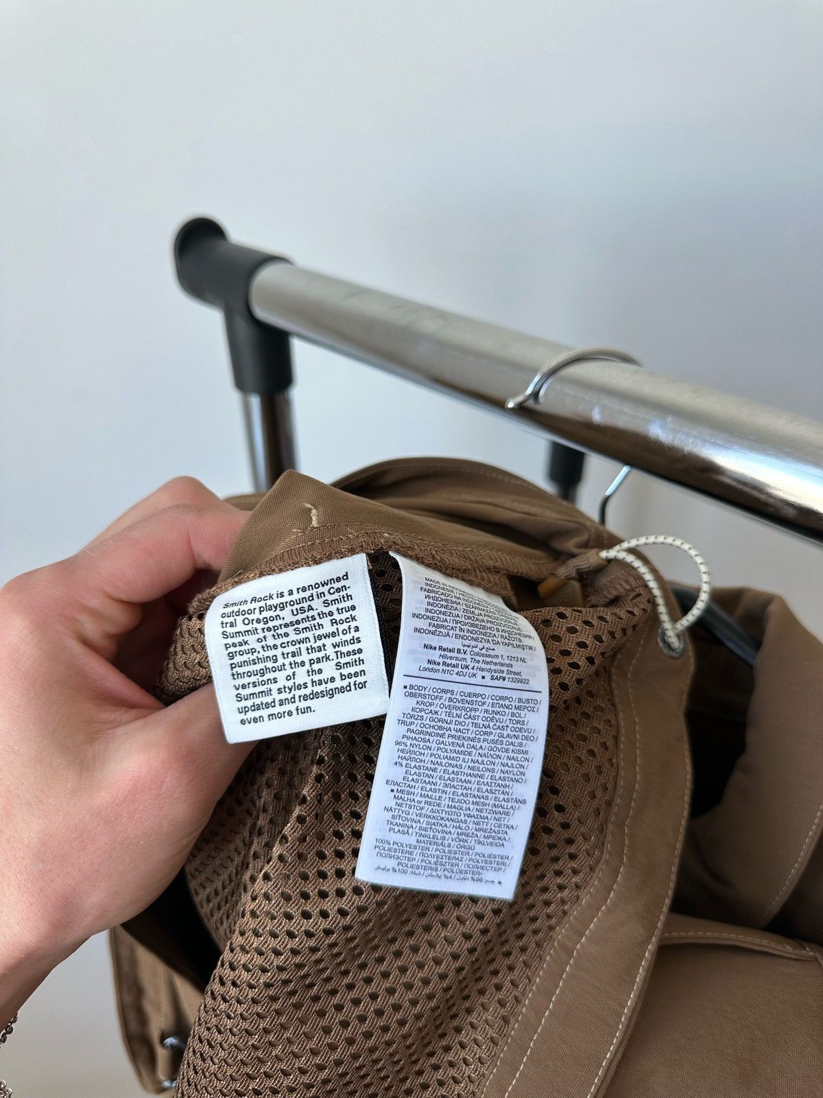 Nike ACG Nike ACG Smith Summit Cargo Pocket Tech Jacket Gorpcore Y2K Size US M / EU 48-50 / 2 - 15 Thumbnail