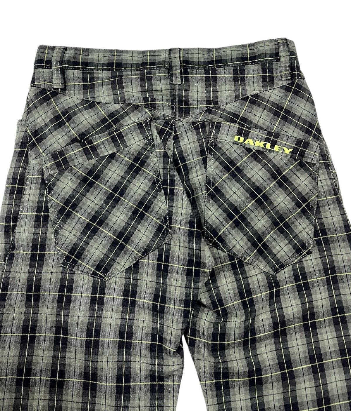 Oakley Oakley casual pants chekered Size US 31 - 9 Thumbnail
