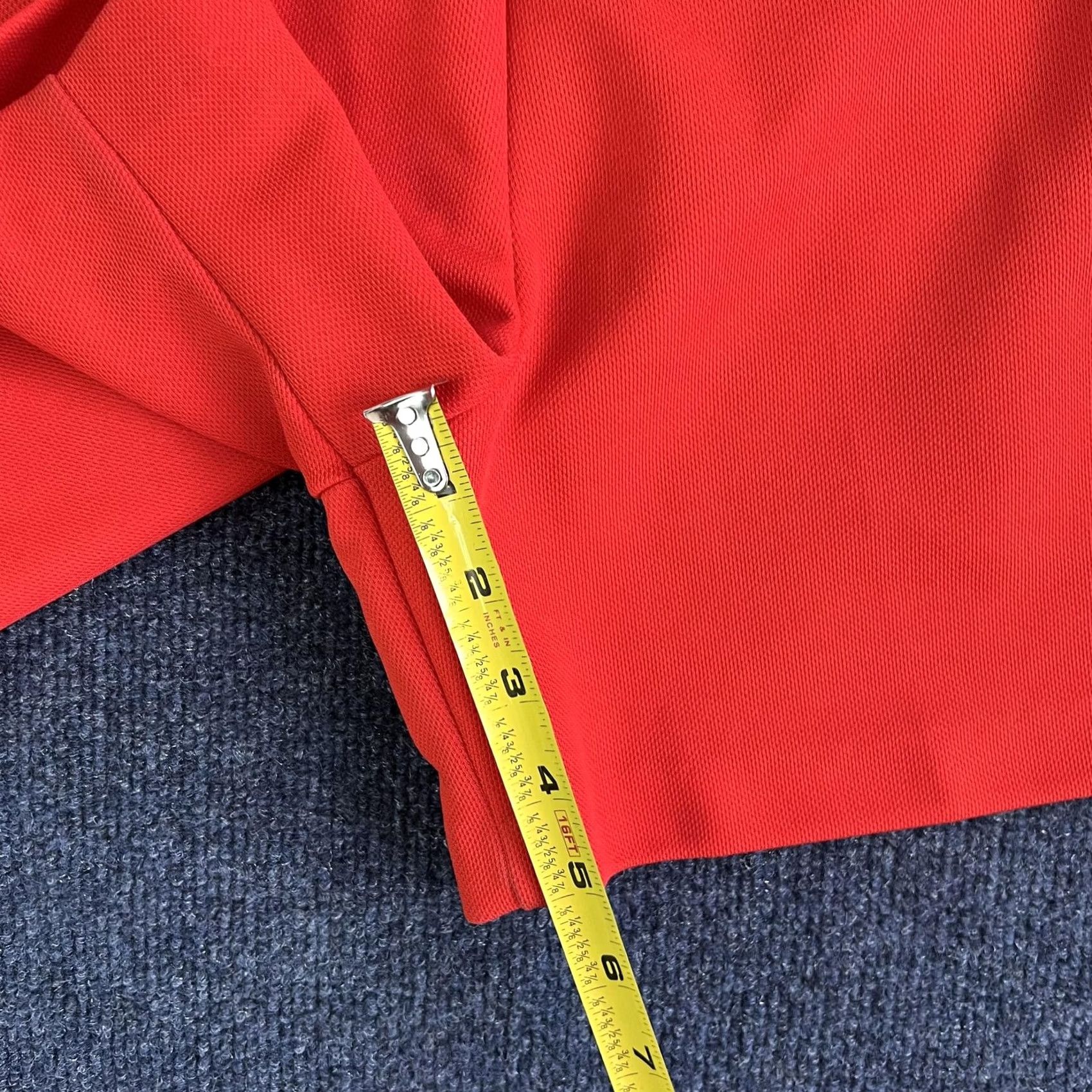 Vintage VINTAGE Queen Casuals Shorts Womens M Red Knit Sweat Elastic Waist Lounge Casual Activewear Womens, Relaxed Fit, Pull On, 6.5 Inseam Size 24" / US 00 / IT 34 - 5 Thumbnail