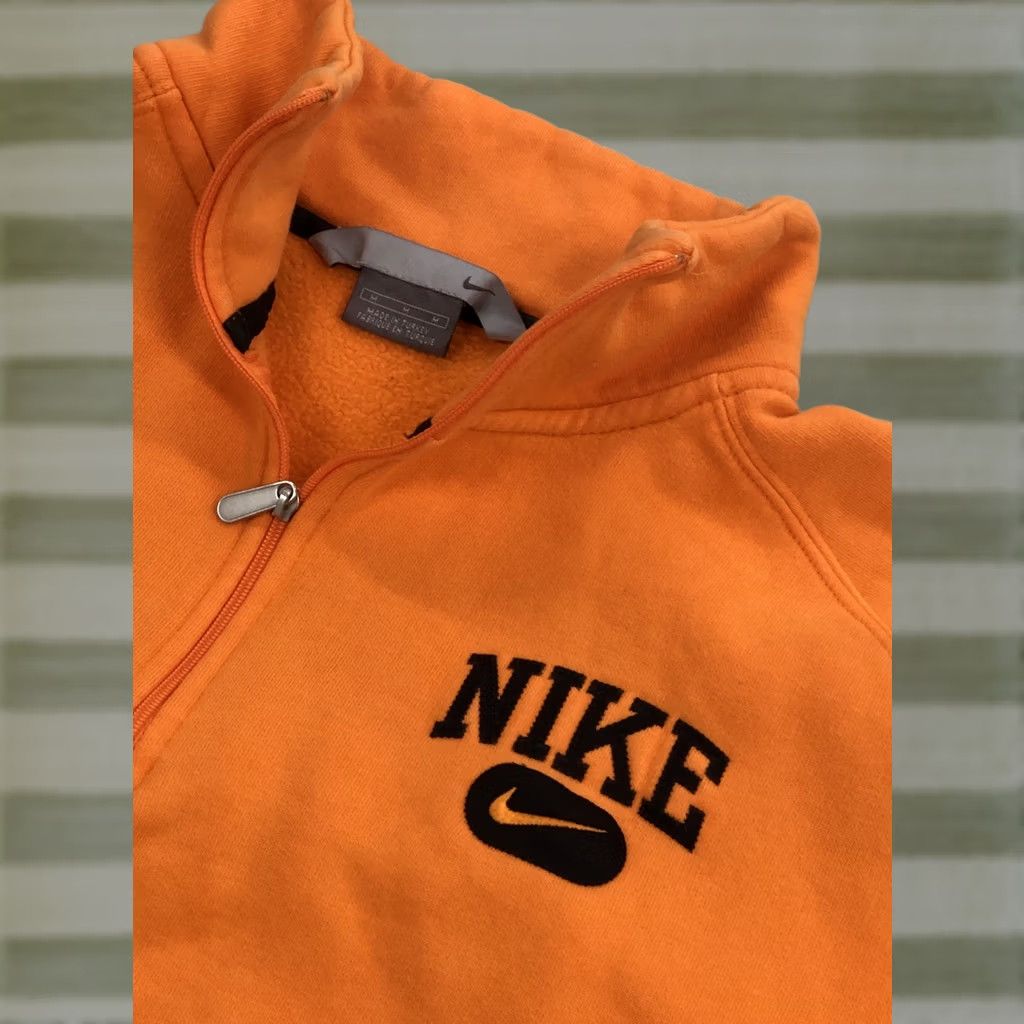 Nike VINTAGE Nike Sweatshirt Mens Medium Orange 1/4 Zip Pullover Sweater Spellout Mens Regular Solid 90s Sports Size US M / EU 48-50 / 2 - 1 Thumbnail