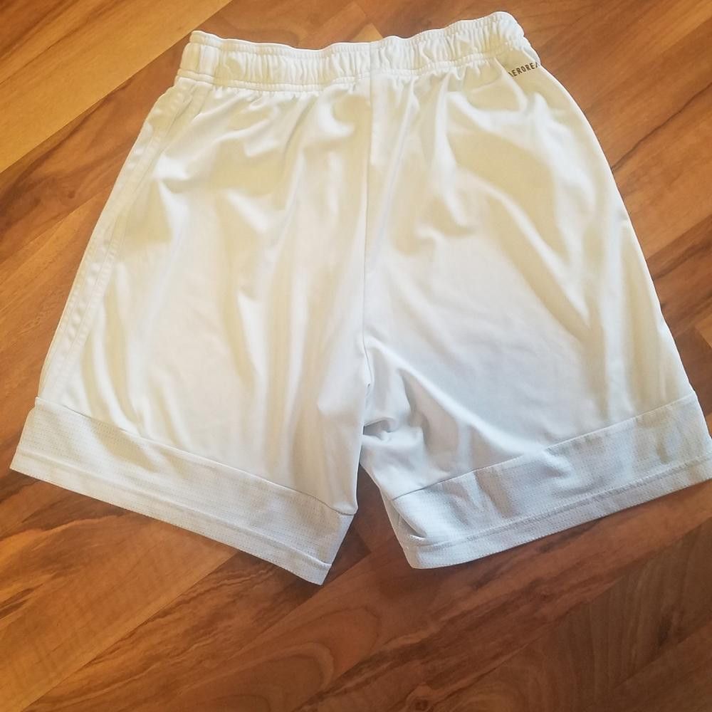 Adidas Adidas Sport Shorts Size Medium Size US 26 / EU 42 - 2 Thumbnail