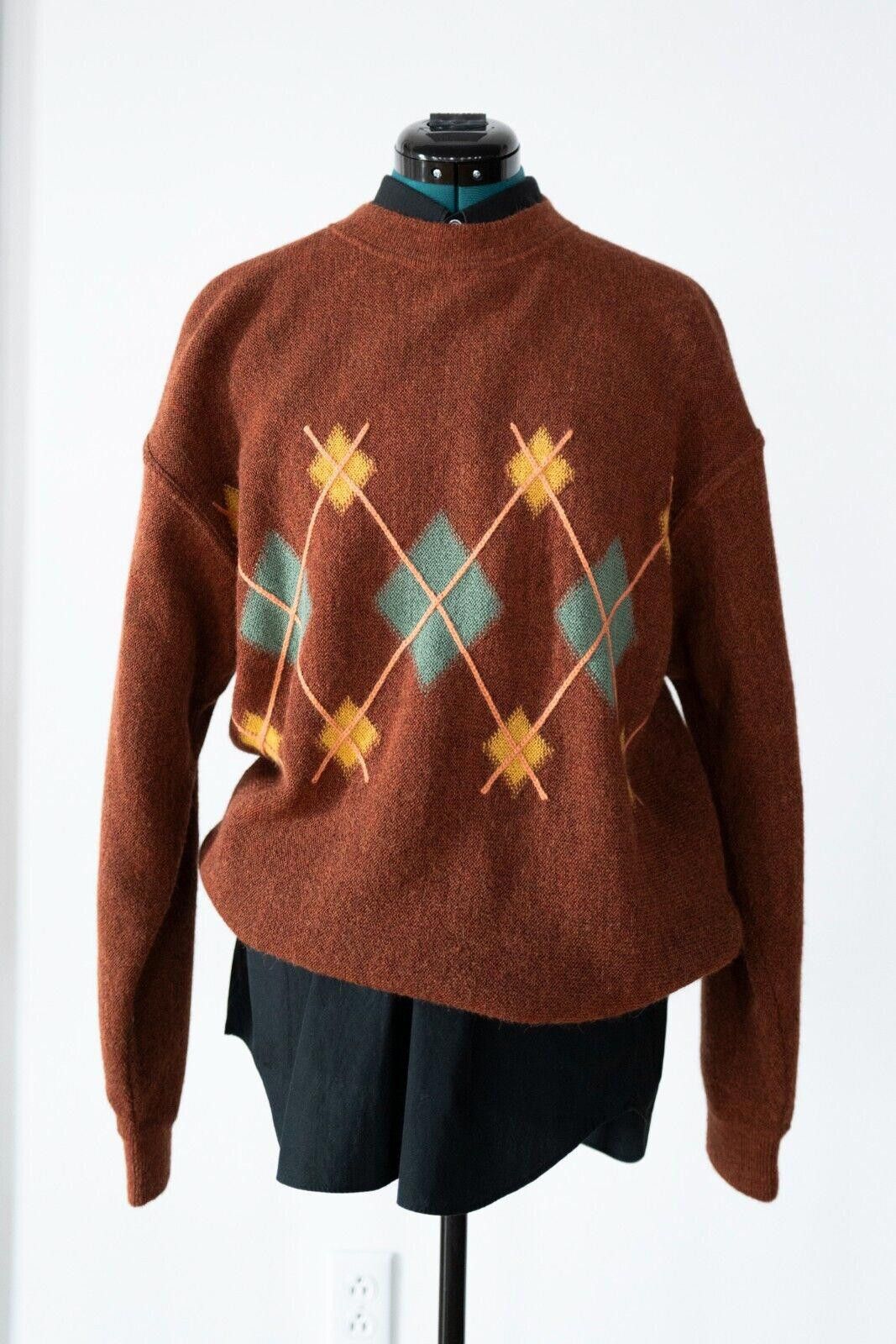 Yves Saint Laurent Vintage Yves Saint Laurent Alpacan Knit Sweater Sz. L Size US L / EU 52-54 / 3 - 1 Thumbnail