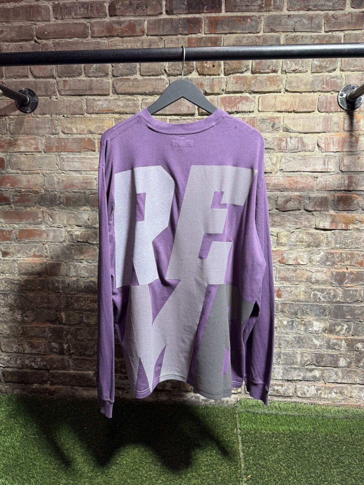 Supreme Supreme Reflective Logo L/S Sz. L Size US L / EU 52-54 / 3 - 2 Thumbnail