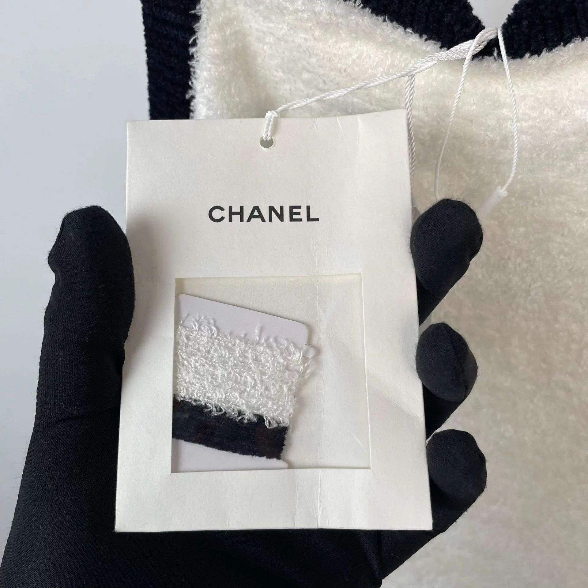 Chanel Chanel black blue terry cami 38/26C Size S / US 4 / IT 40 - 8 Thumbnail