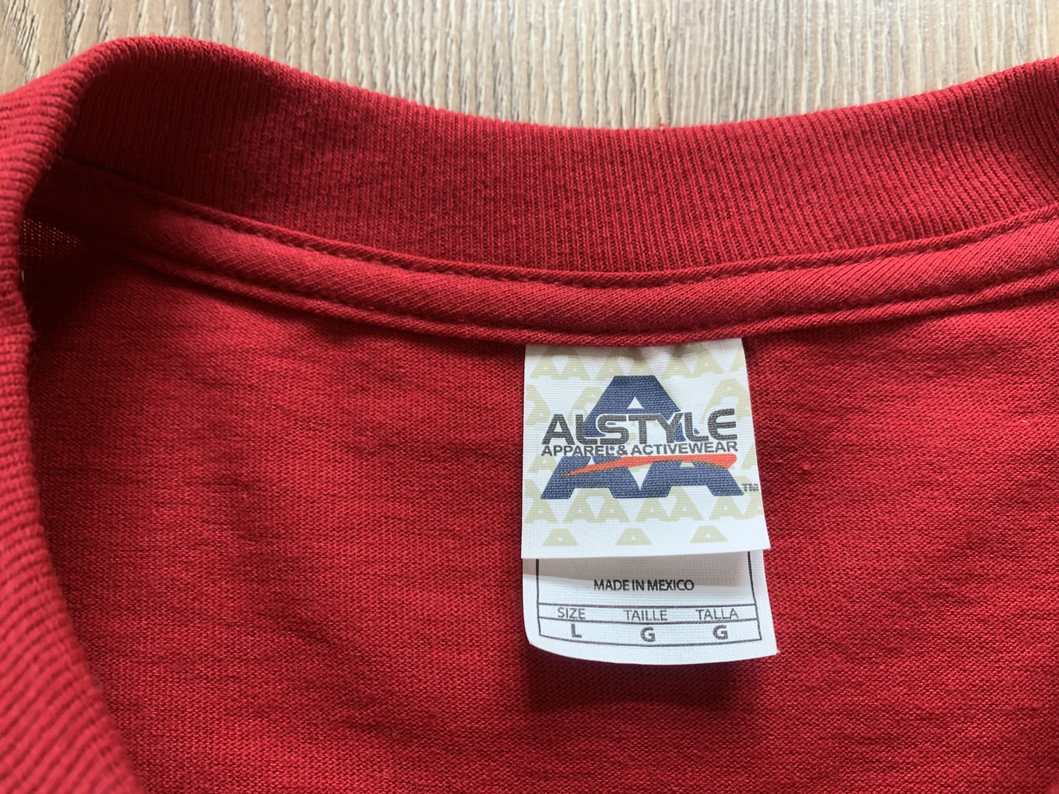 Alstyle Vintage Alstyle Canada Red Embroidered Maple Leaf T Shirt Size US L / EU 52-54 / 3 - 6 Thumbnail
