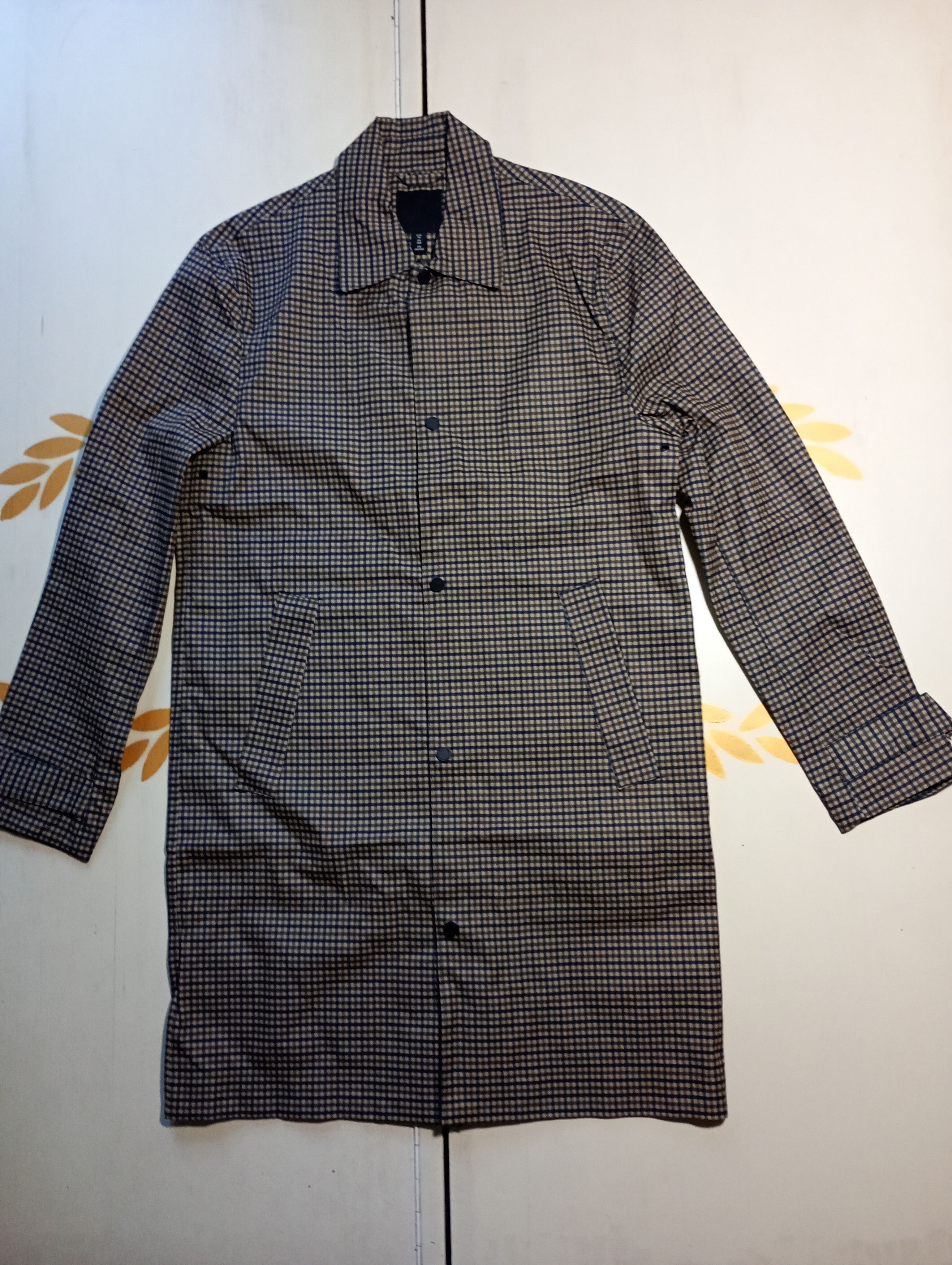 H&M H&M NWT Checkered Raincoat UK 36R Size US S / EU 44-46 / 1 - 1 Thumbnail