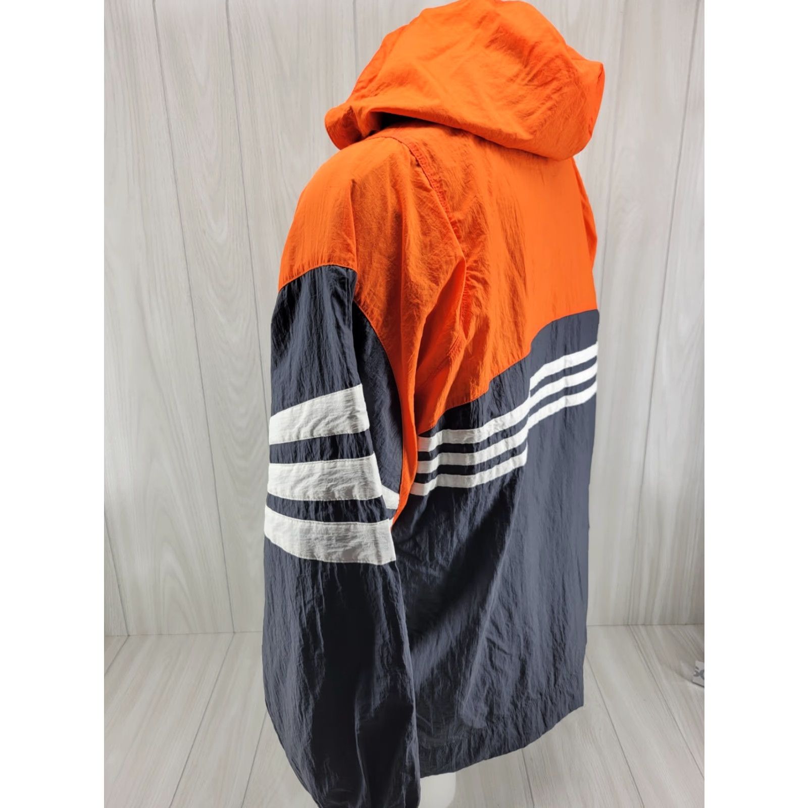 Adidas VINTAGE Adidas Windbreaker Shirt Jacket 1/4 Zip Nylon Pullover Orange Gray L Mens Size US L / EU 52-54 / 3 - 7 Thumbnail