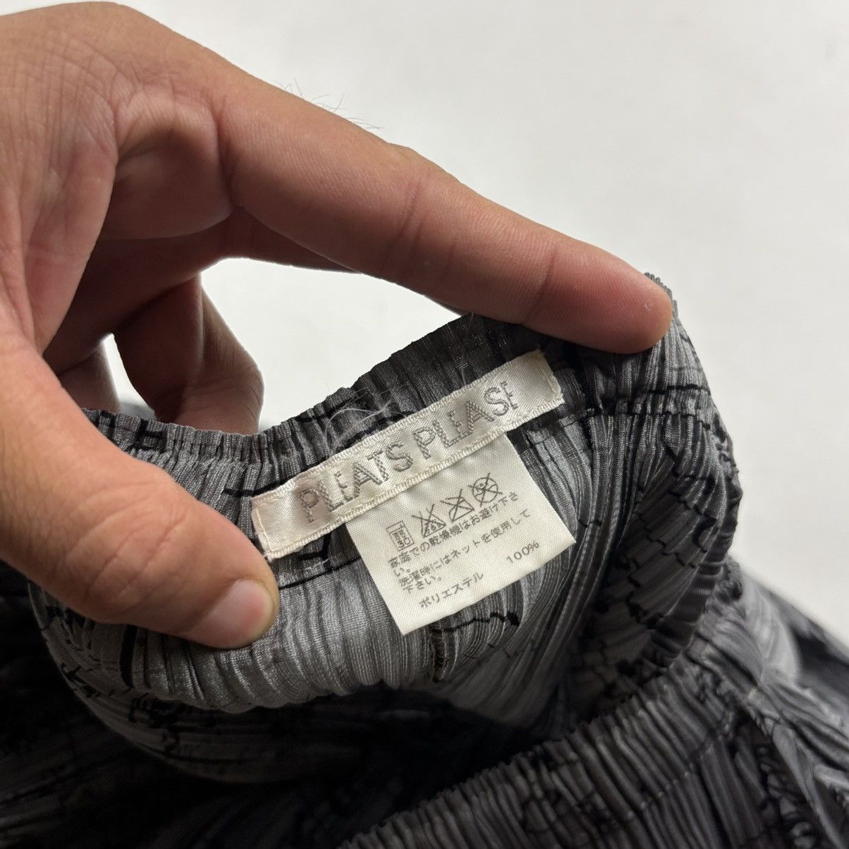 Pleats Please Issey Miyake Issey Miyake Pleats Please Animal Print Skirt Size 24" / US 00 / IT 34 - 5 Thumbnail