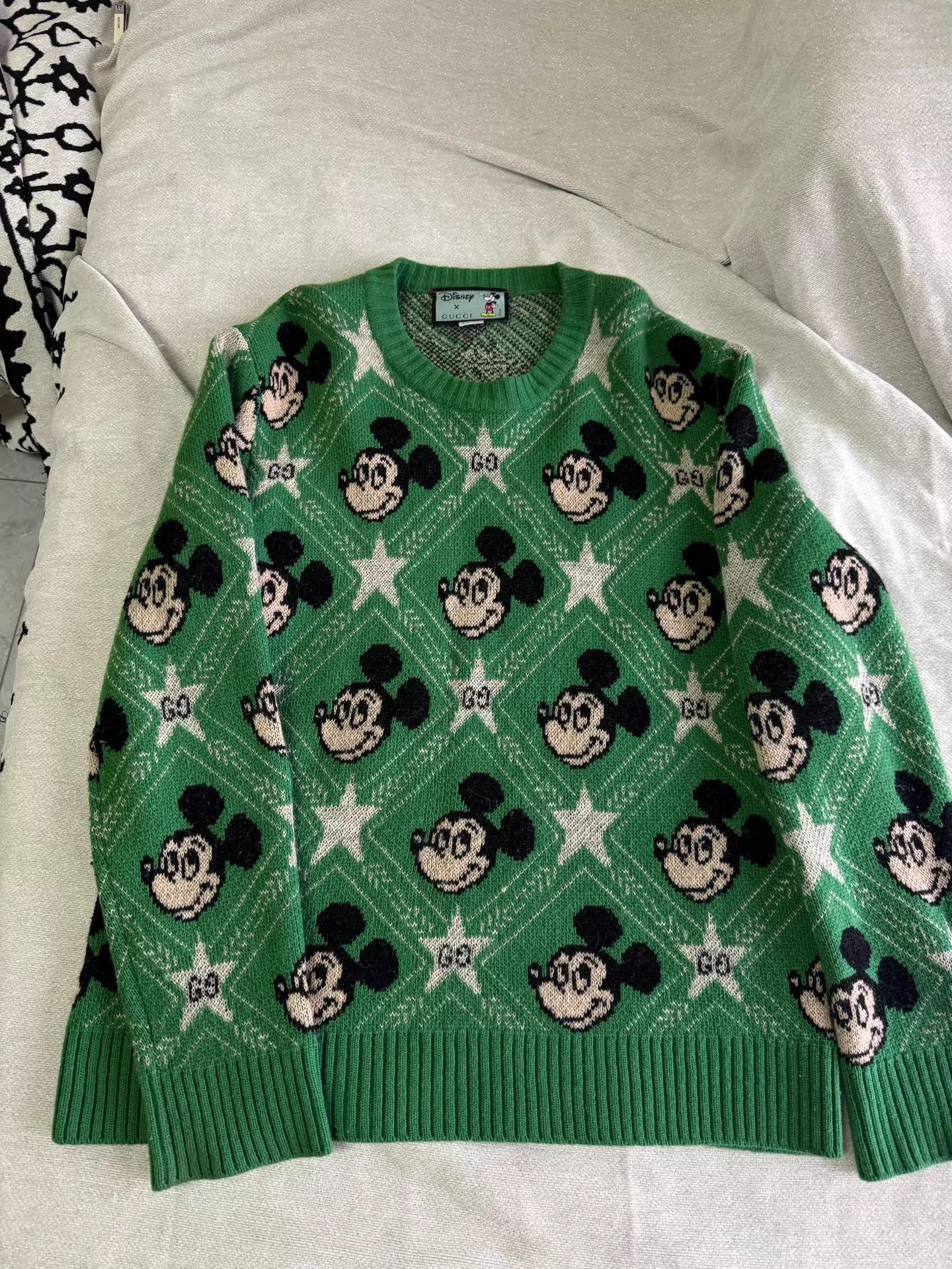Gucci Gucci Mickey Wool Sweater 99% New M Authentic Size US M / EU 48-50 / 2 - 1 Thumbnail